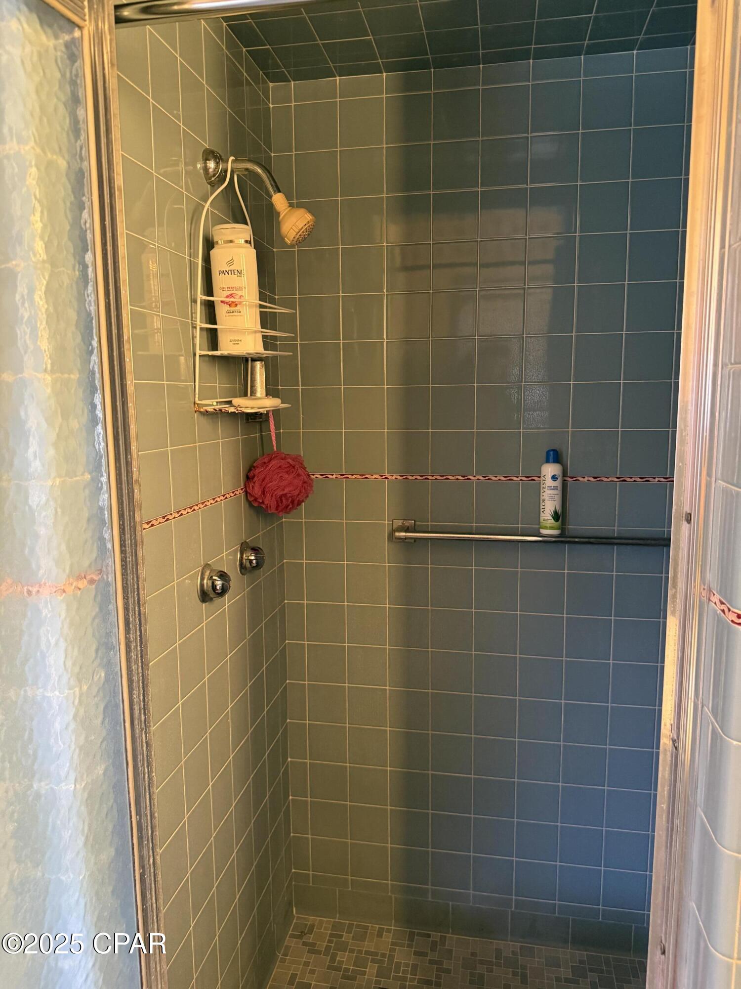 Image 28 For 4291 6th Avenue