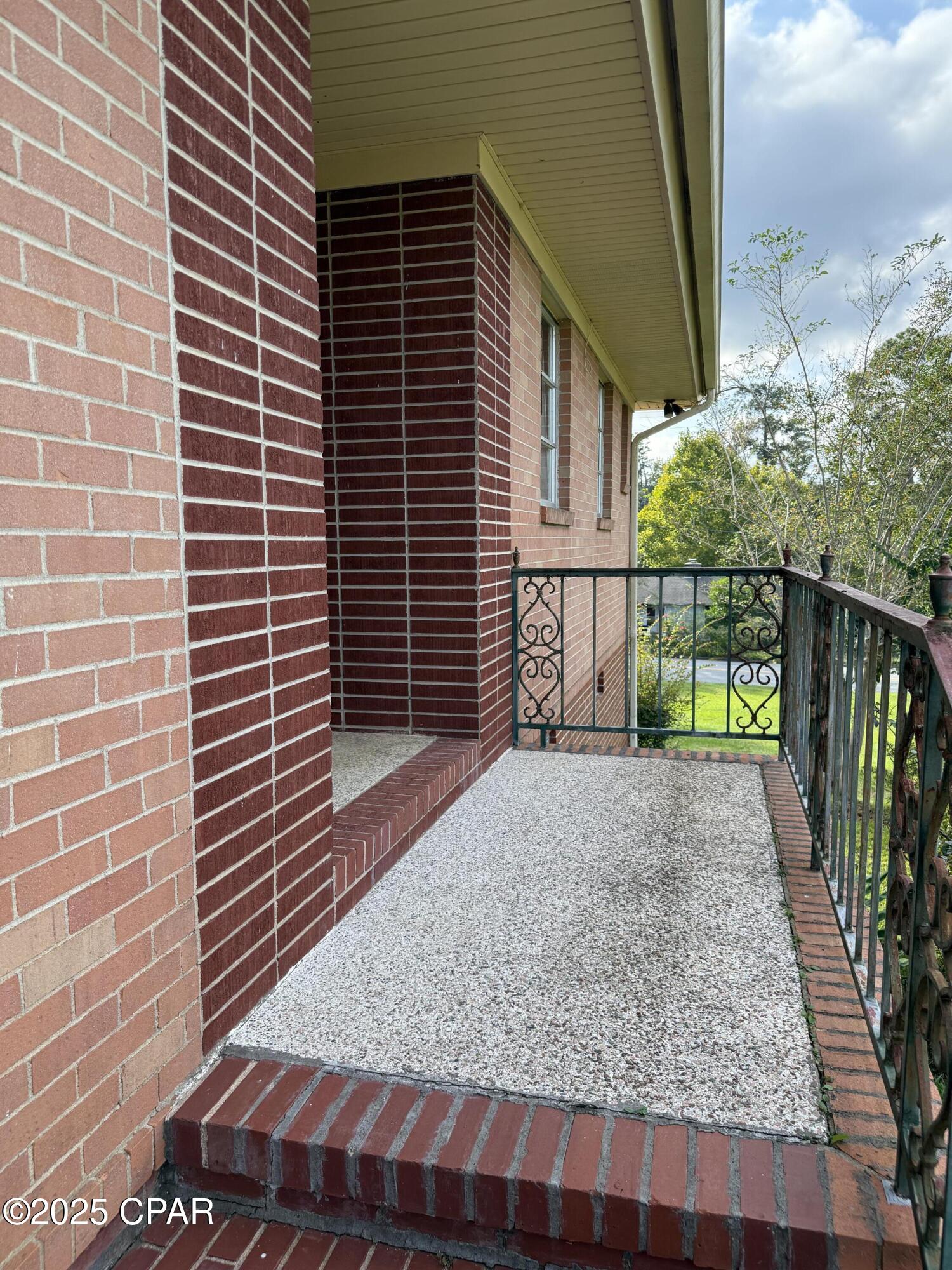 Image 3 For 4291 6th Avenue