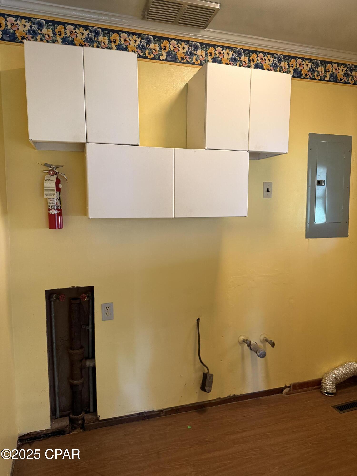 Image 30 For 4291 6th Avenue