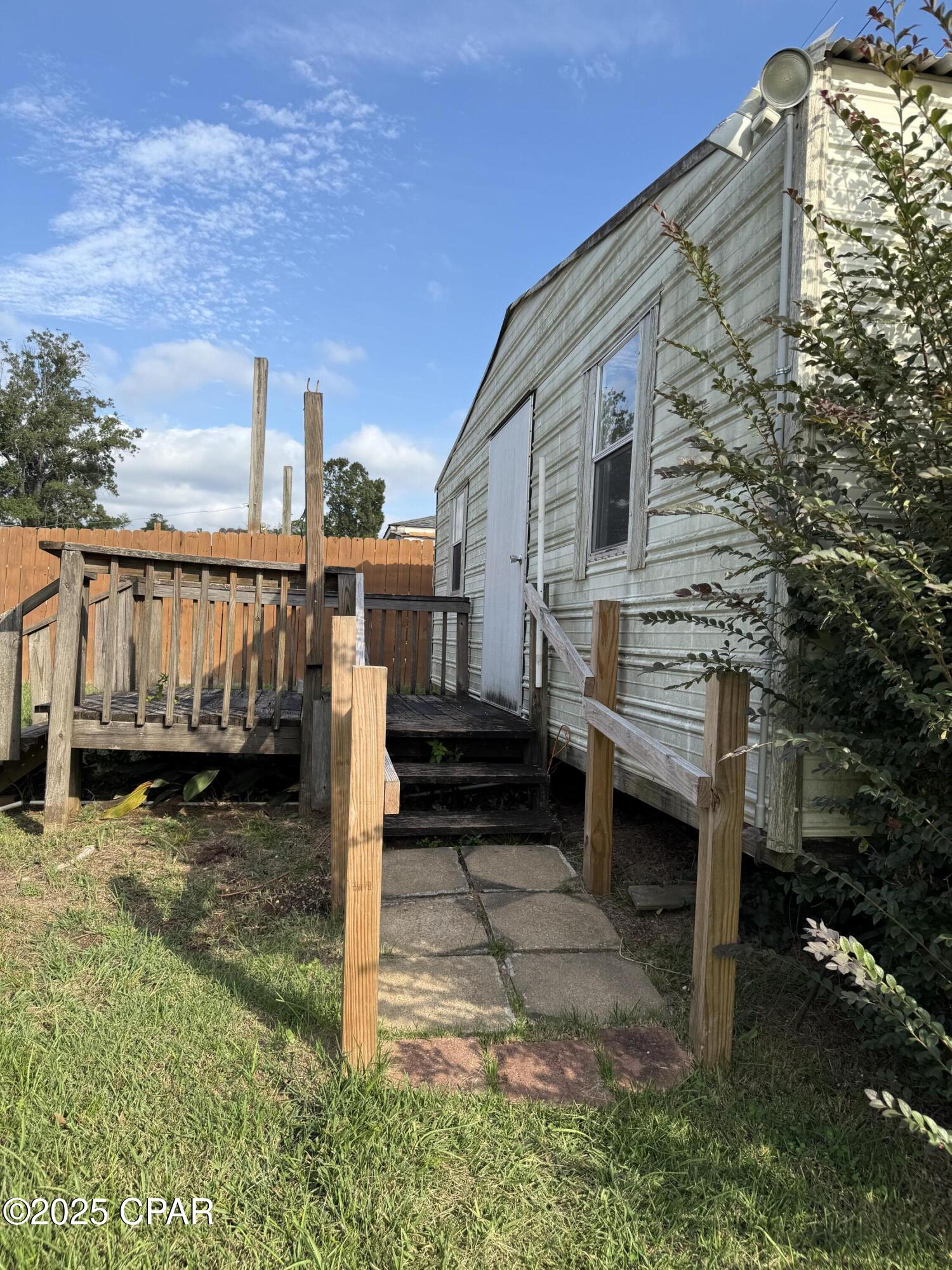 Image 37 For 4291 6th Avenue