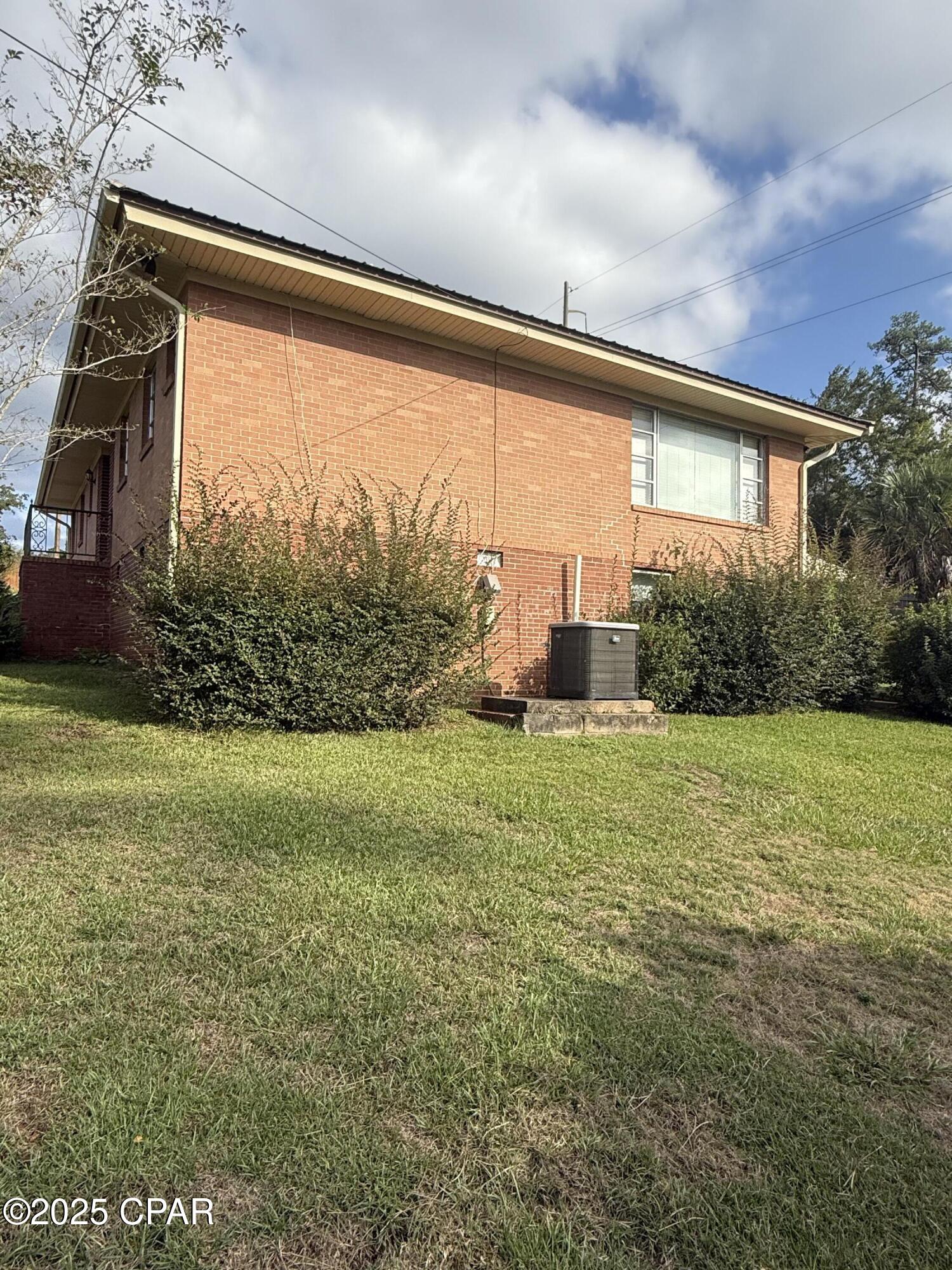 Image 52 For 4291 6th Avenue