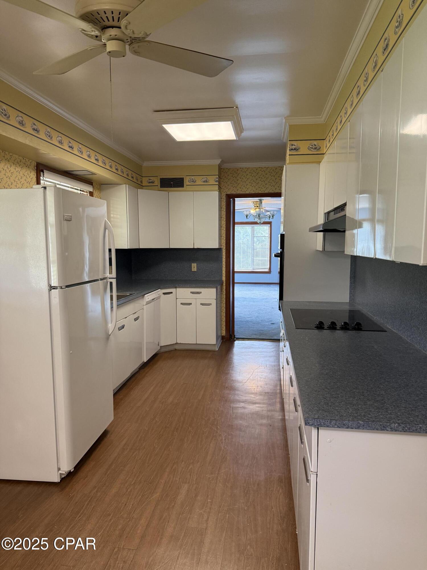 Image 9 For 4291 6th Avenue