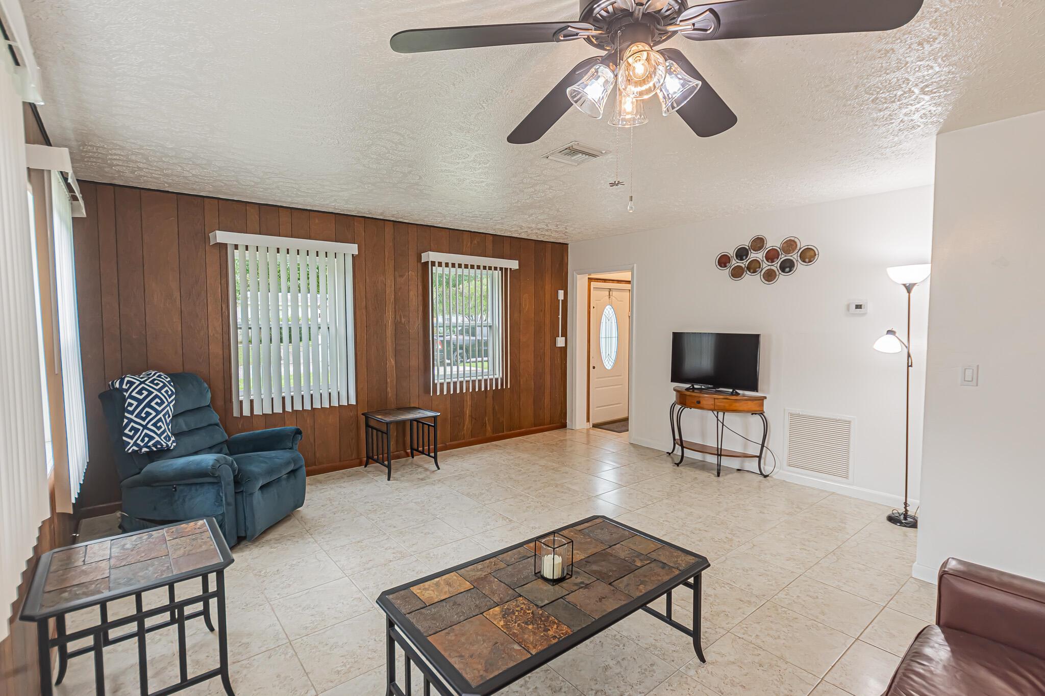 Homes for sale in Fort Pierce, FL | 332 Ashley Street, Fort Pierce, FL 34982 | MLS# R11131559