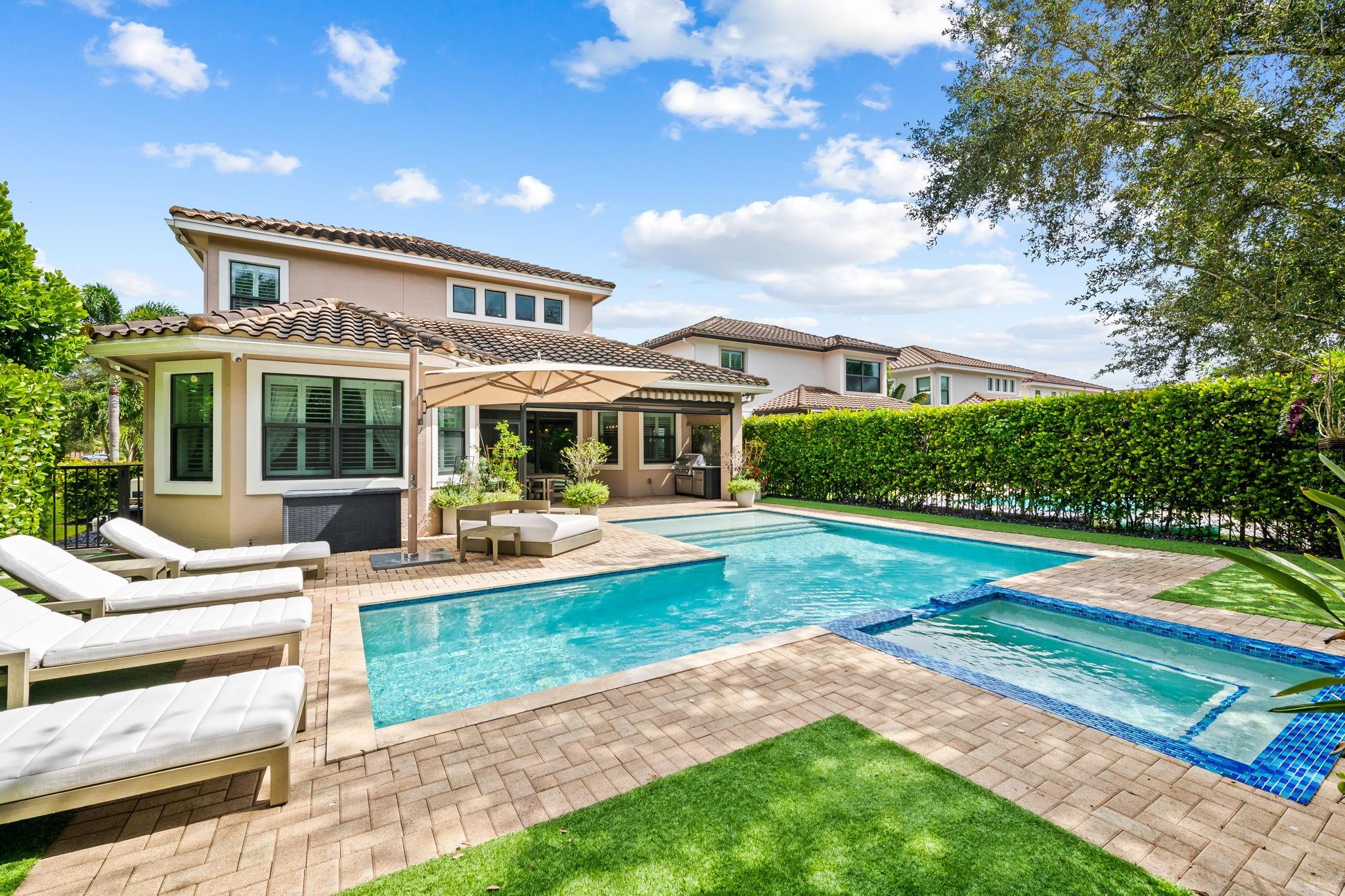 Parkland Golf And Country