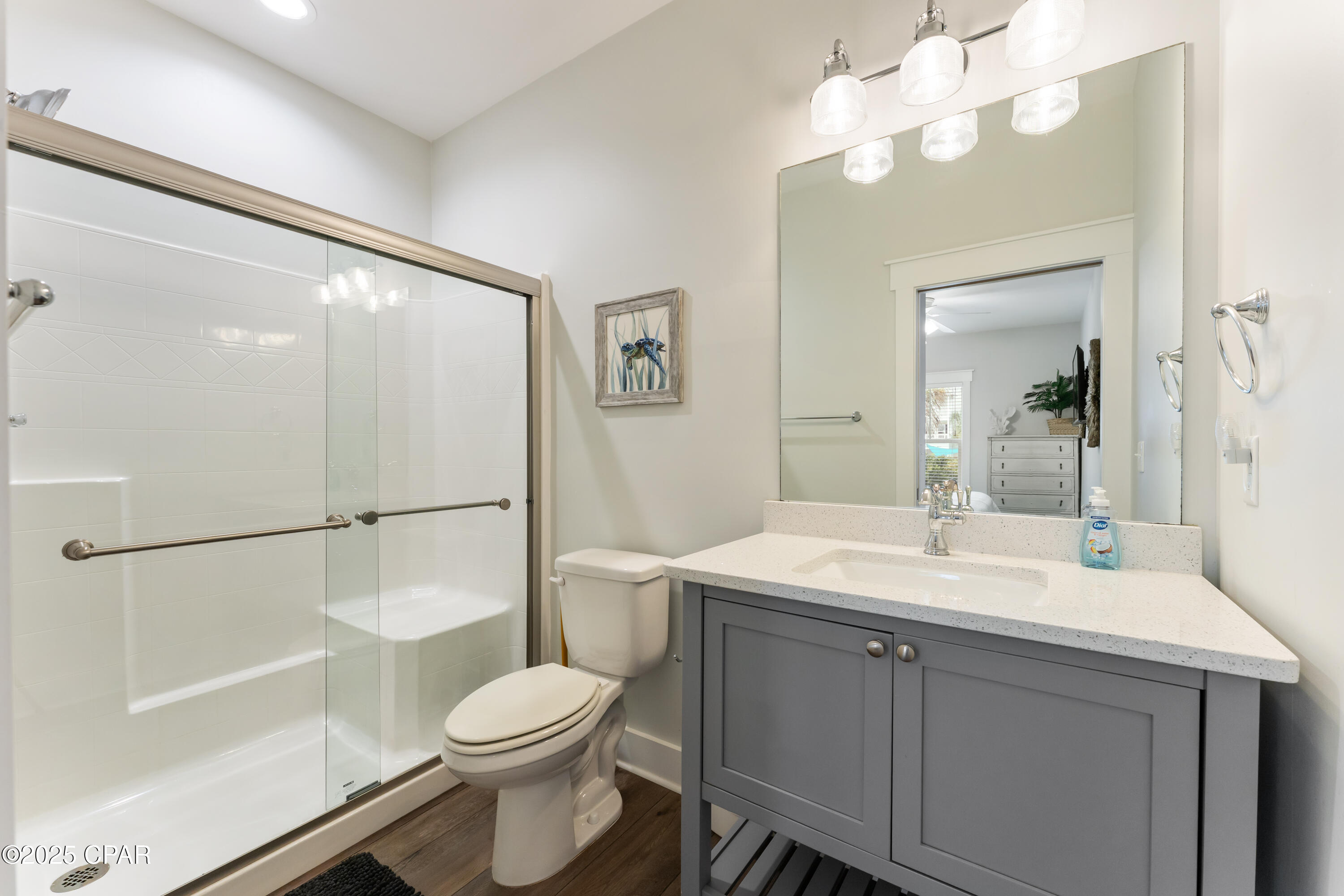 Image 13 For 101 S 42nd Street E