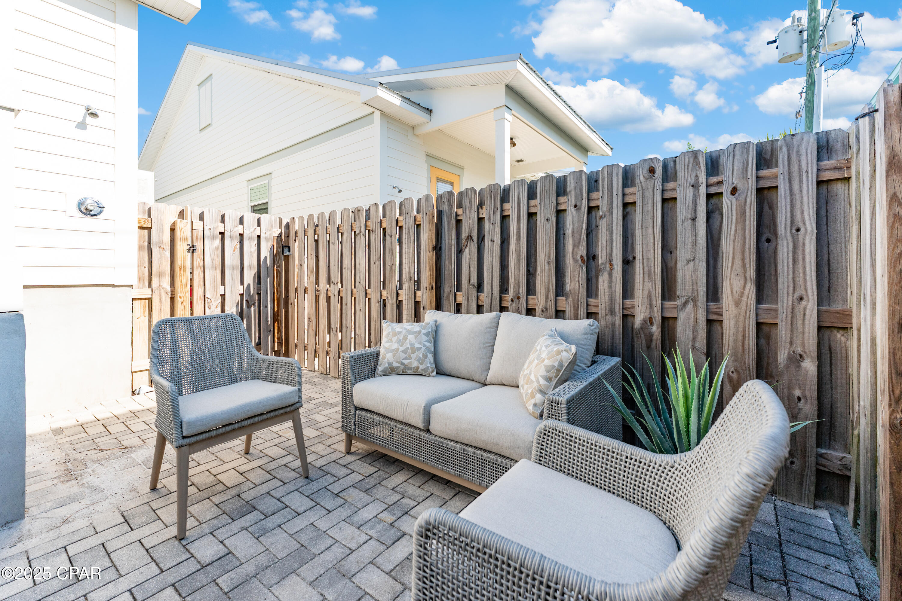 Image 35 For 101 S 42nd Street E