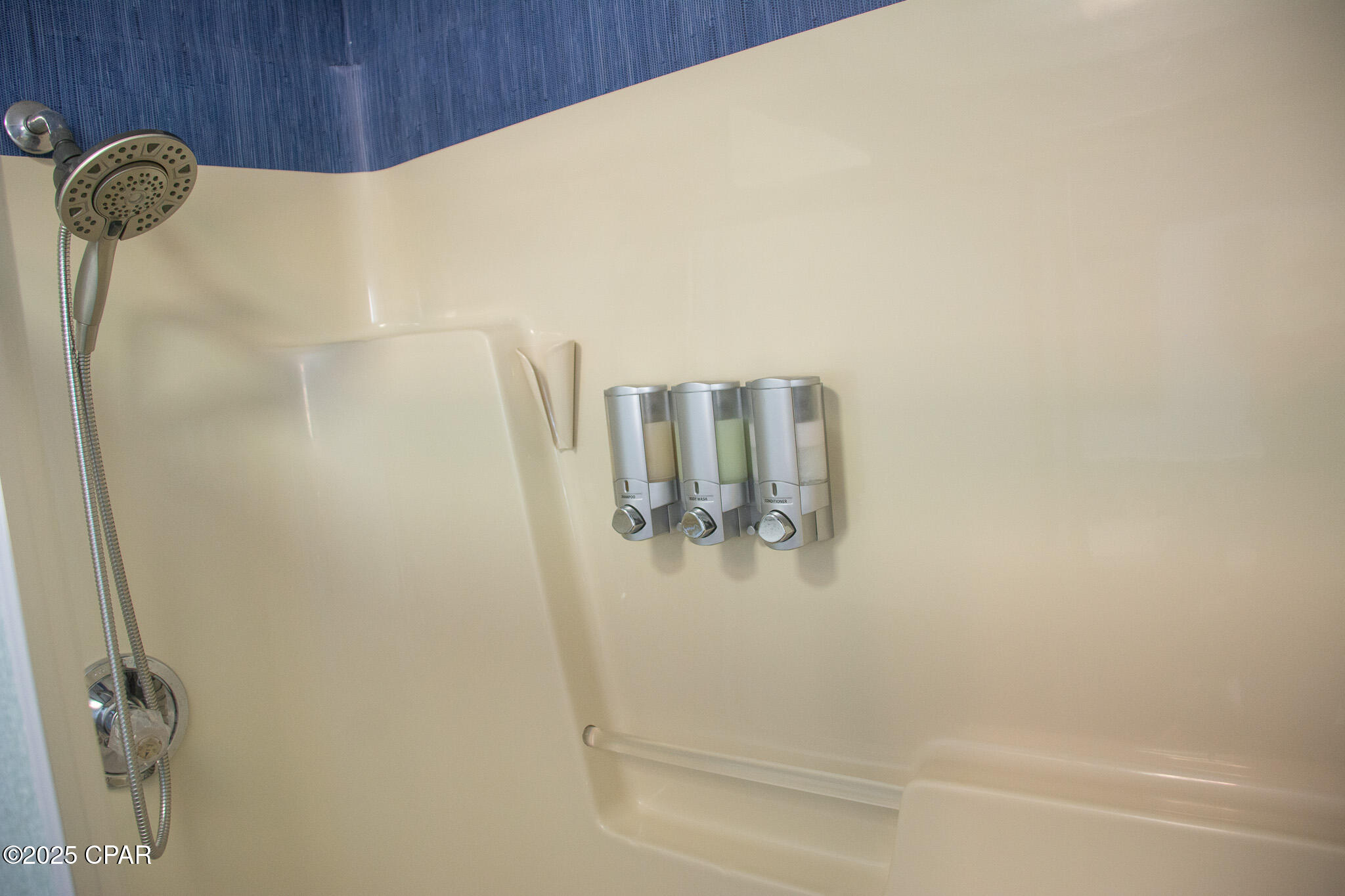 Image 22 For 5216 Beach Drive