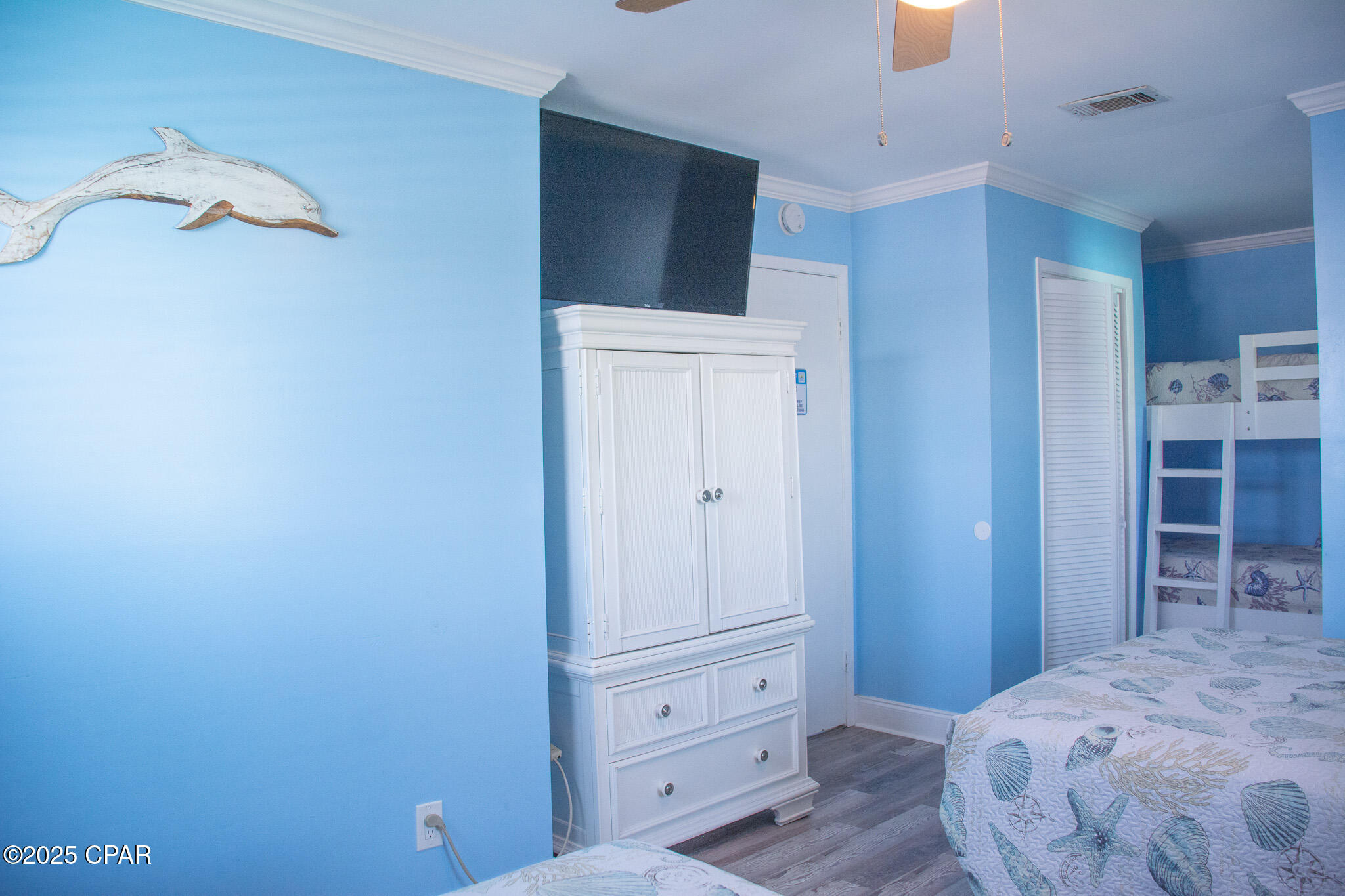 Image 24 For 5216 Beach Drive