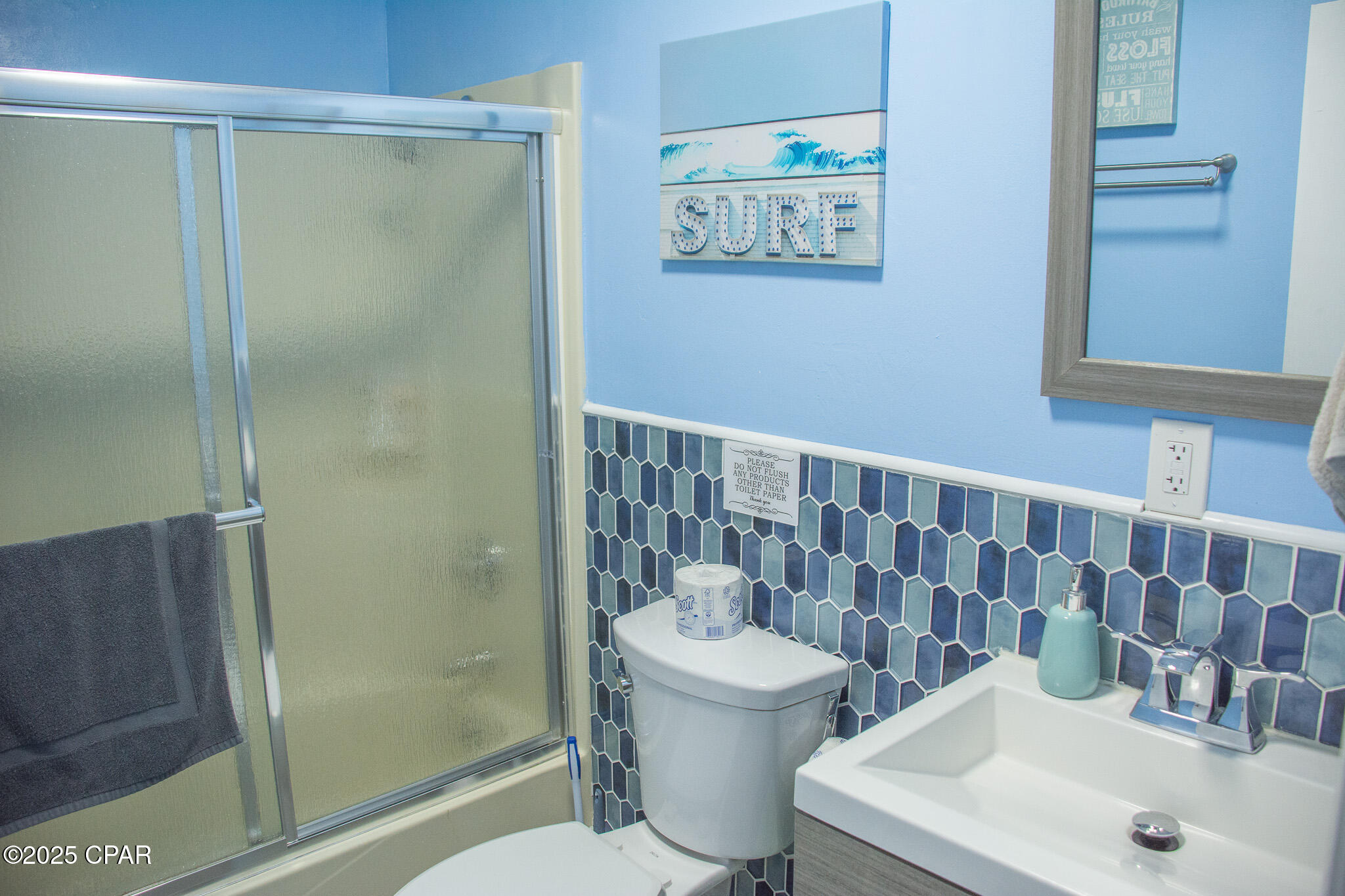 Image 25 For 5216 Beach Drive