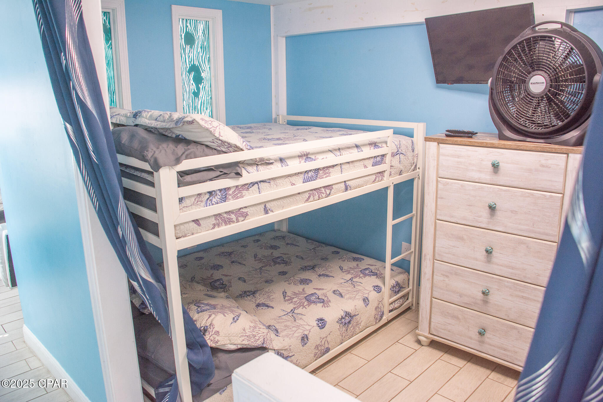 Image 36 For 5216 Beach Drive