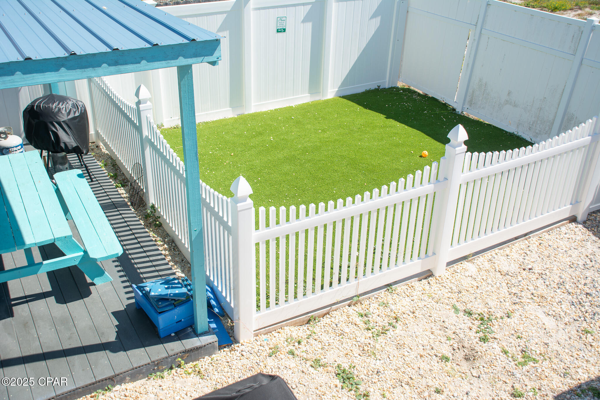 Image 5 For 5216 Beach Drive