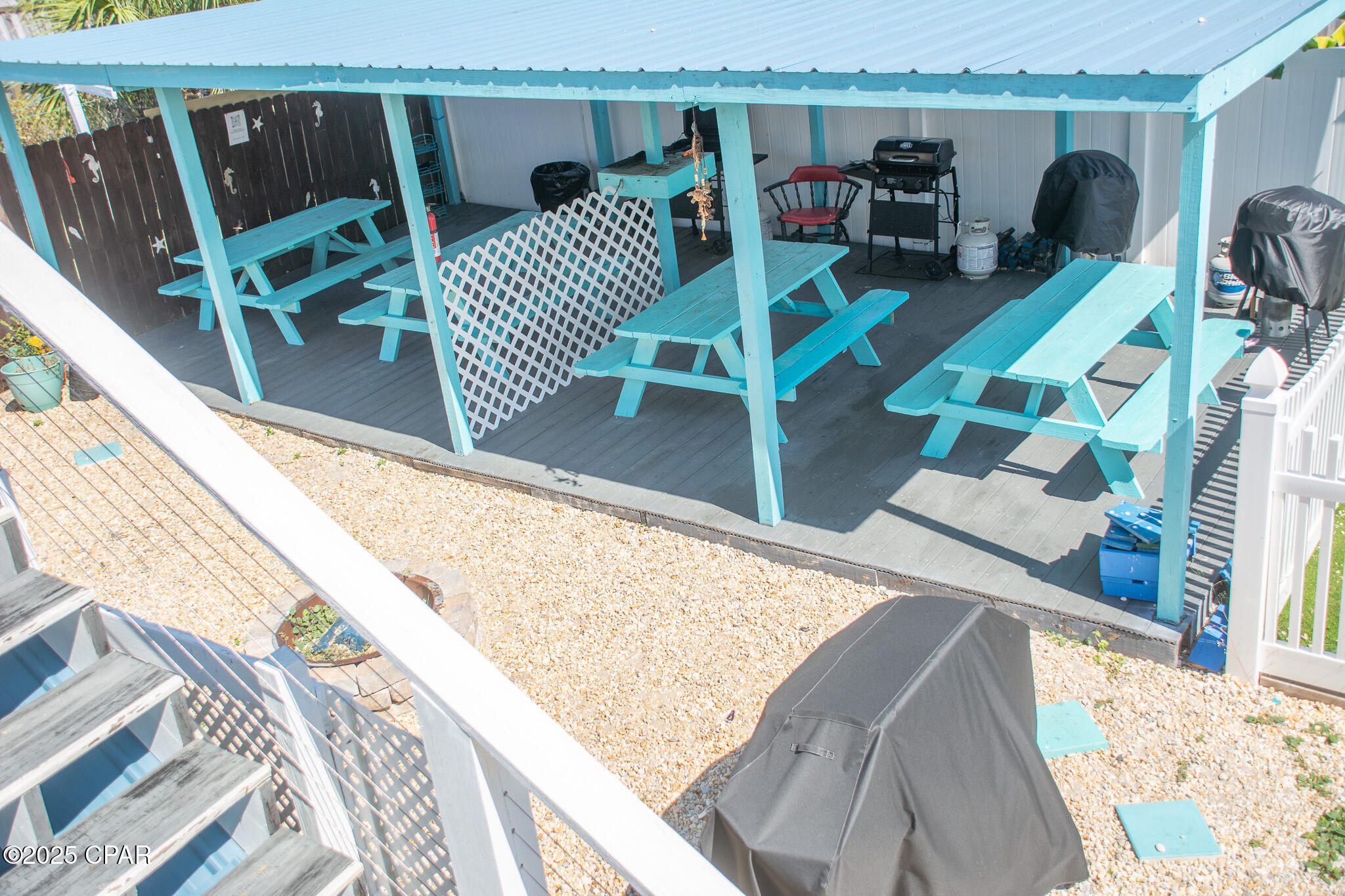 Image 6 For 5216 Beach Drive