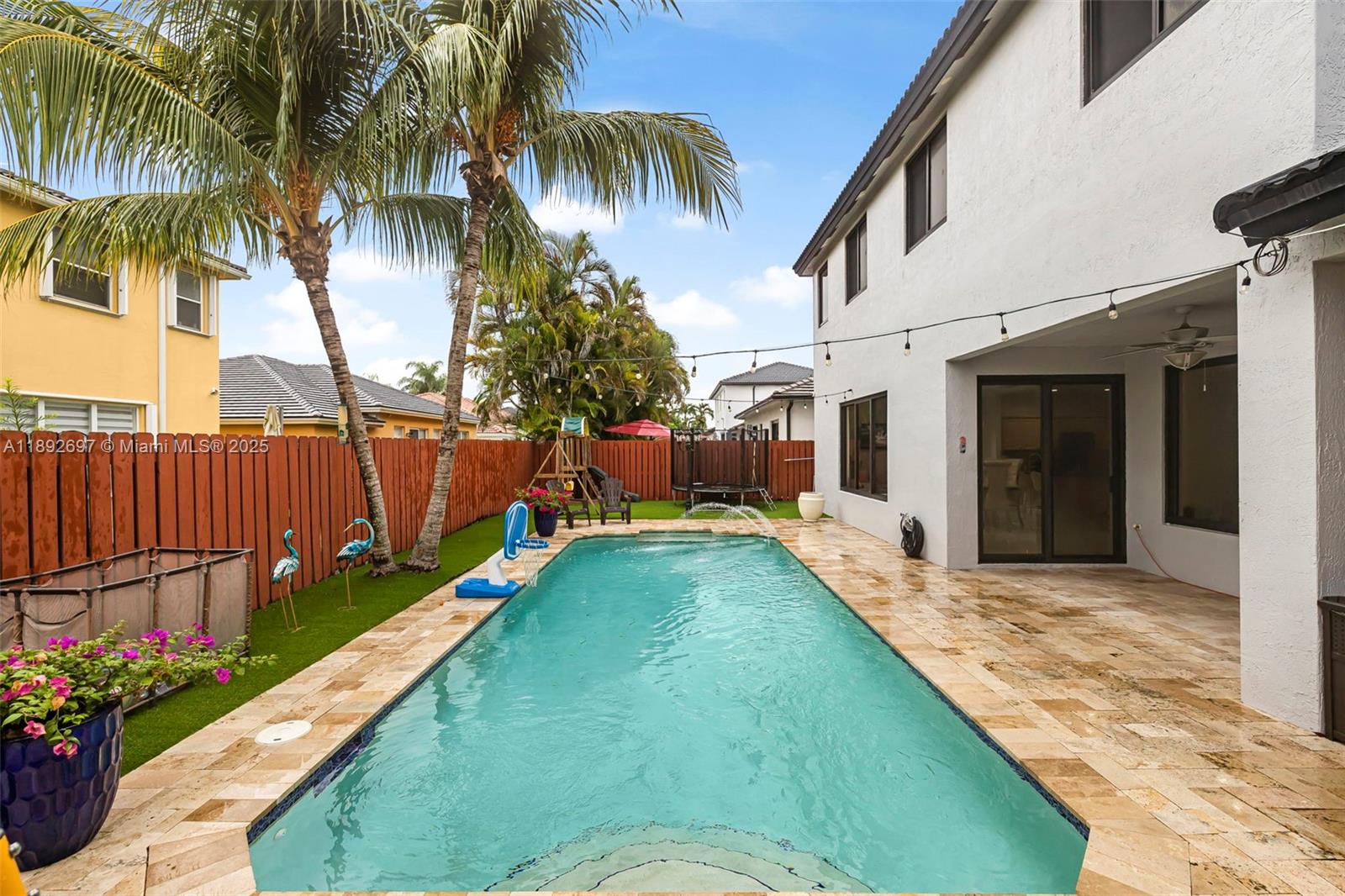 Paradise Reef Replat