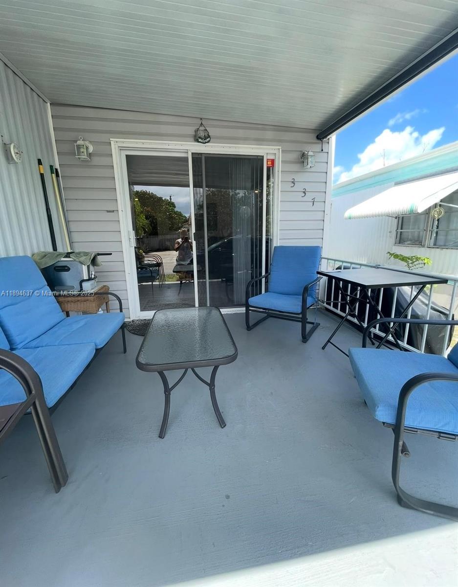 Hollywood Pines Estates