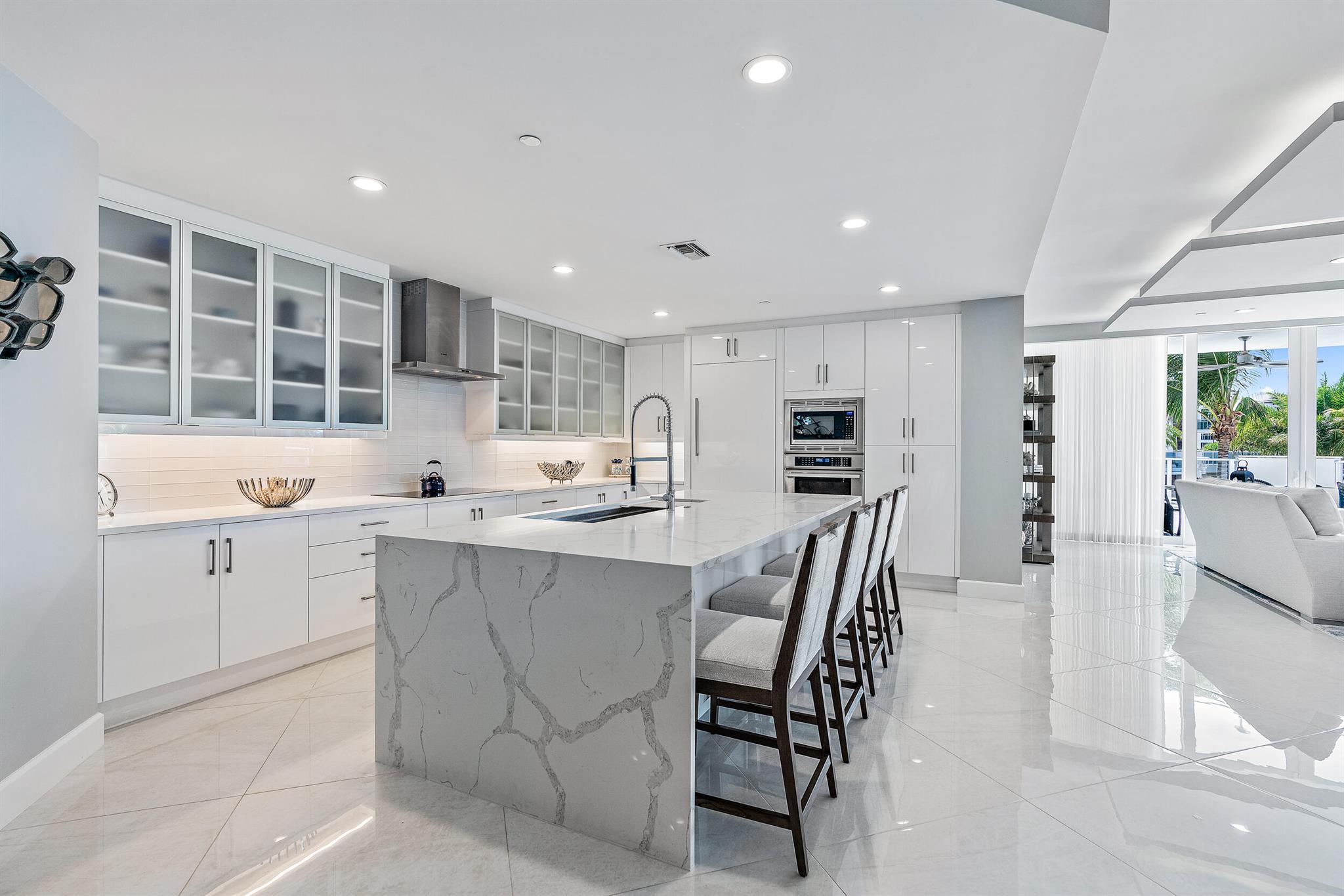 Image to showcase the property located at 2720 Donald Ross Road 203