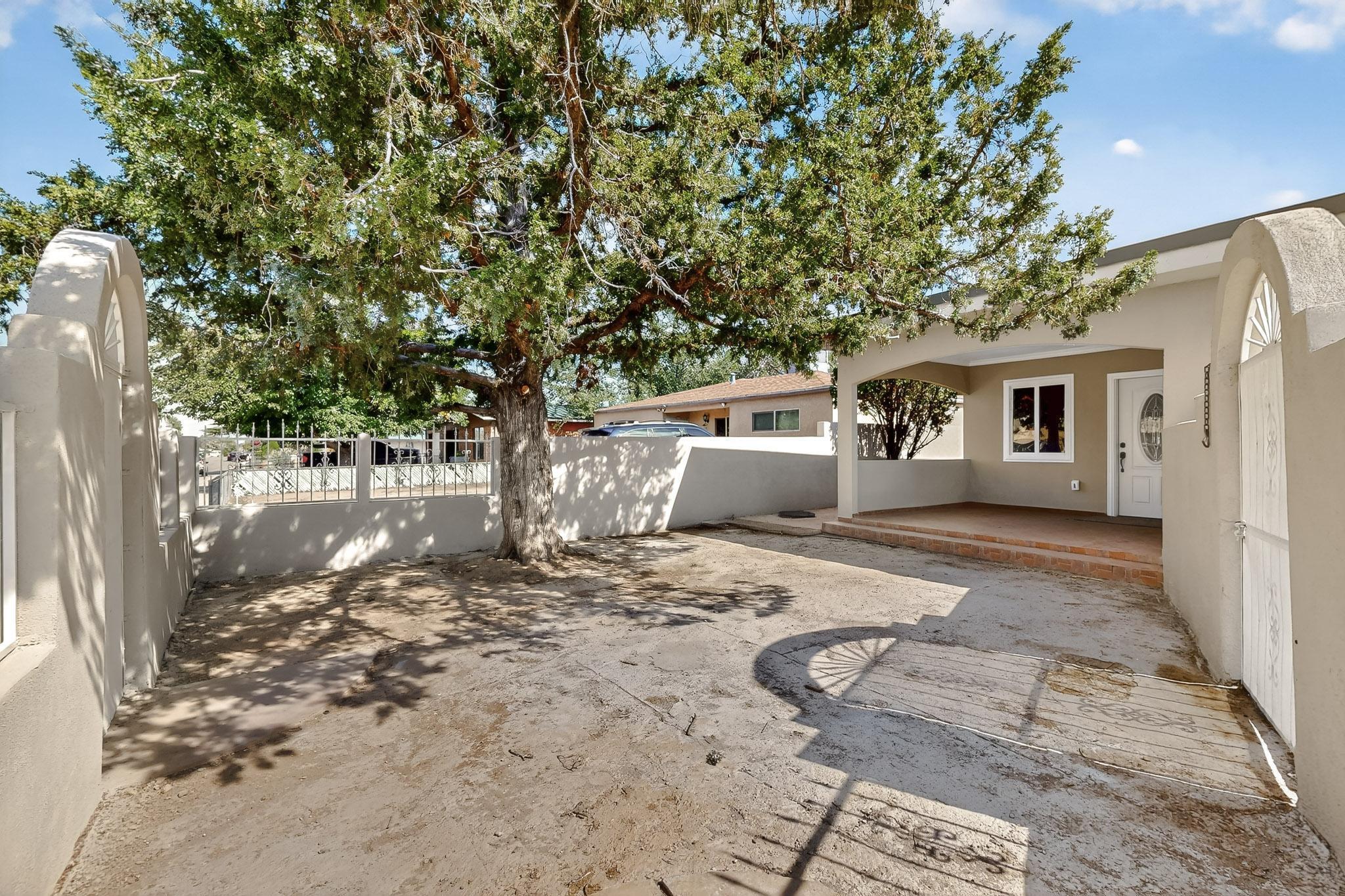 Homes for sale in Albuquerque, NM | 228 Garcia St Ne, Albuquerque, NM 87123 | MLS# 1092827