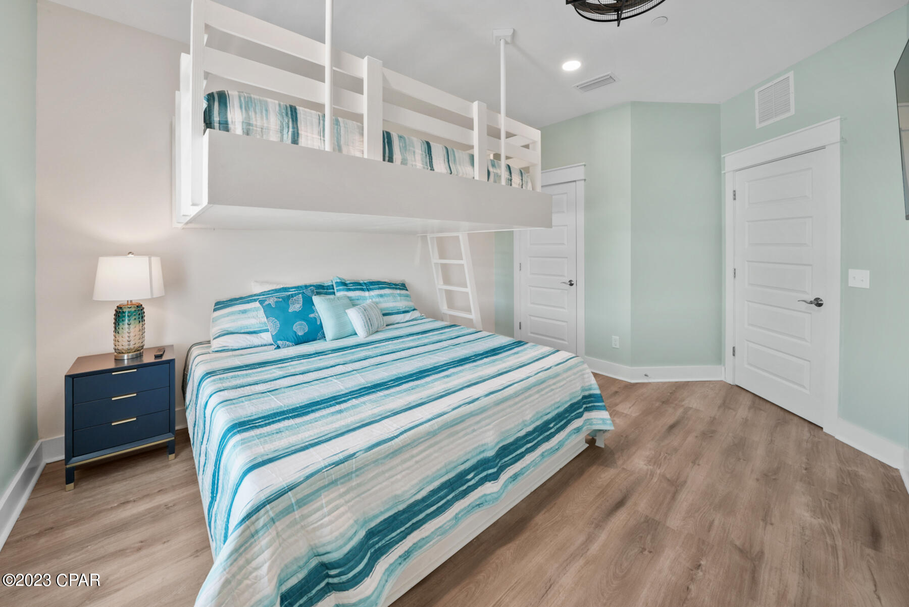 Image 49 For 20411 Front Beach Road