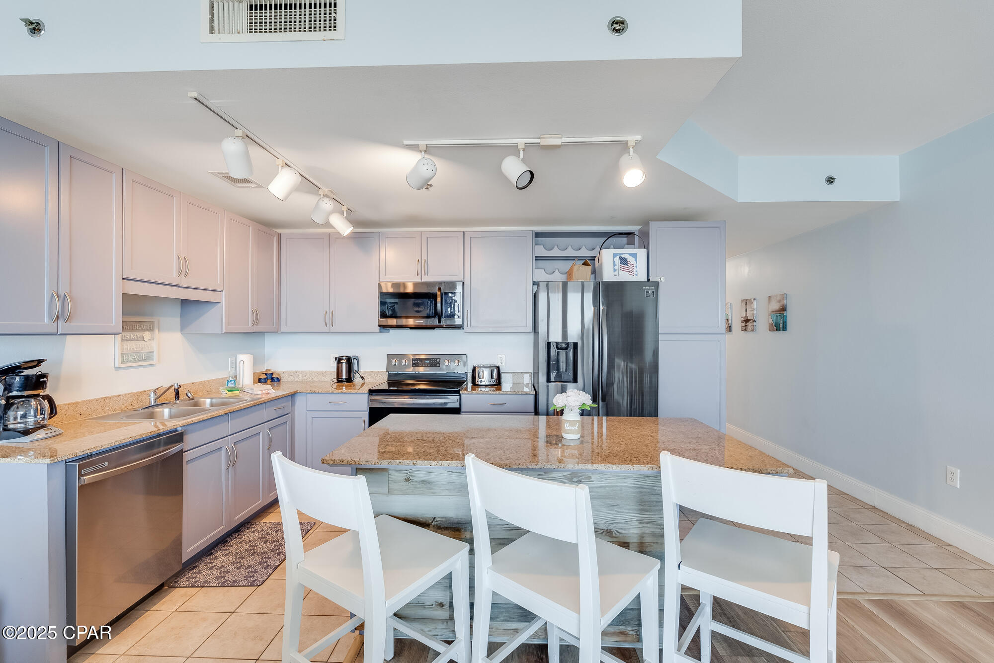 Image 15 For 9860 Thomas Drive  1513