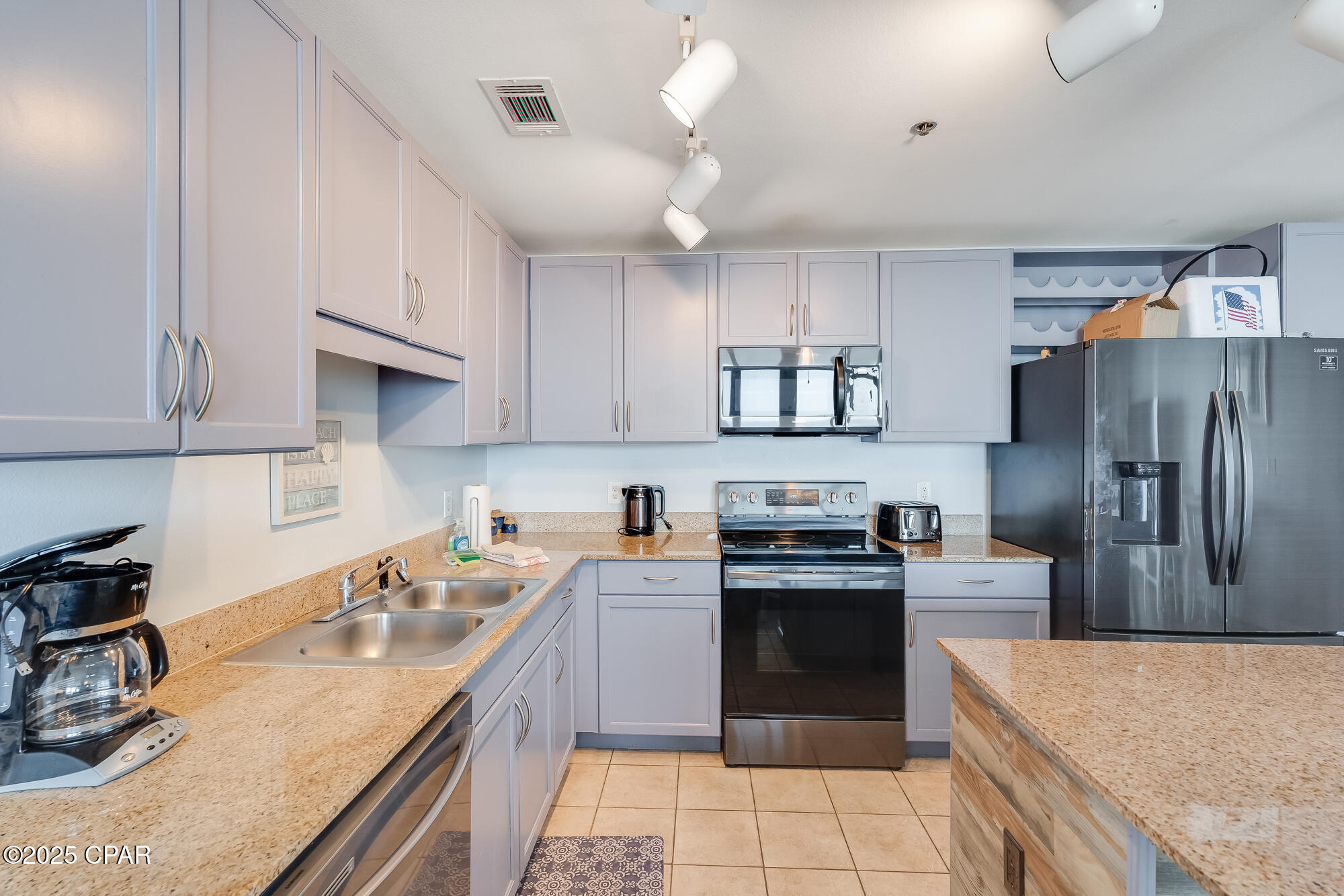 Image 17 For 9860 Thomas Drive  1513