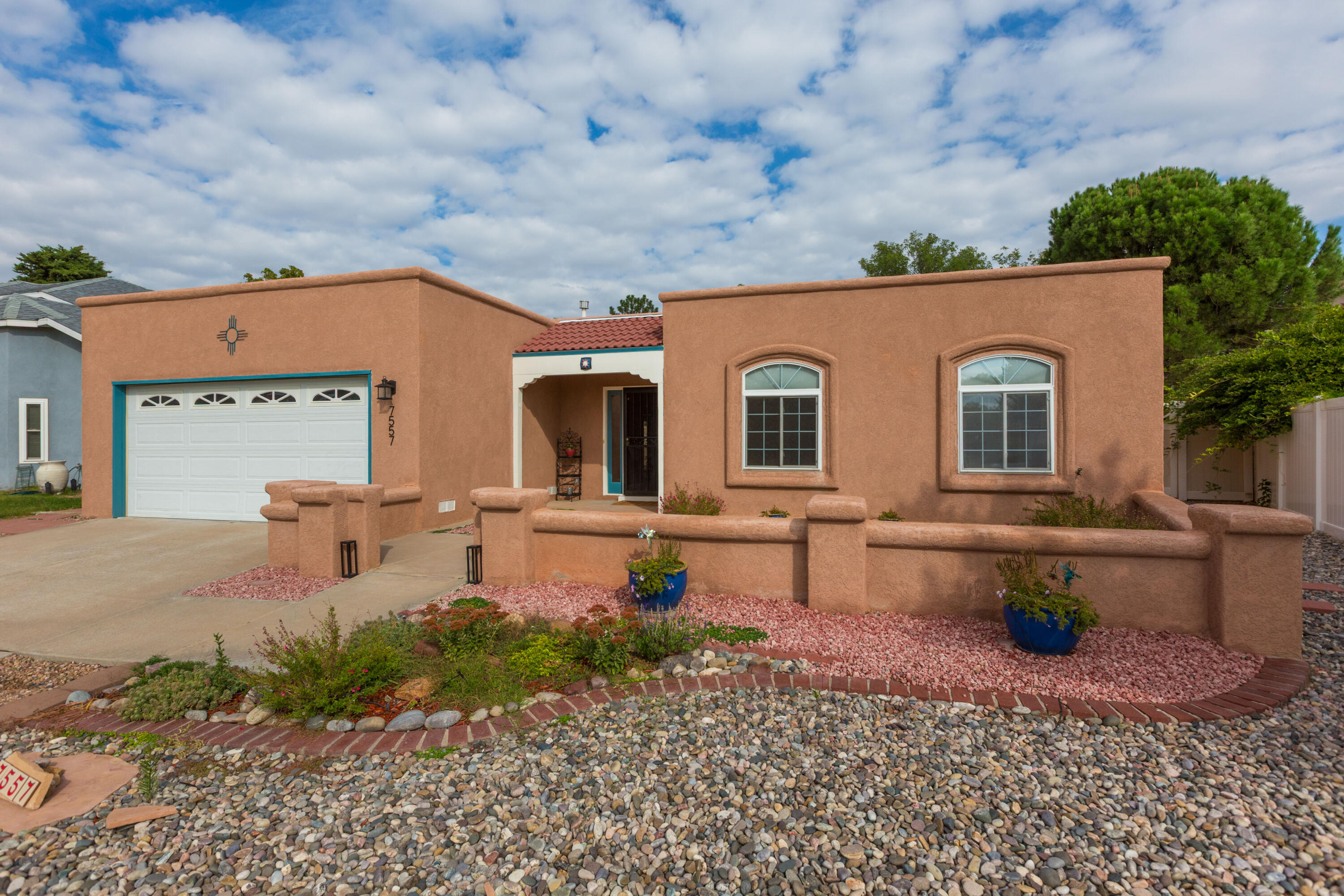 7557 Richmond Hill Road, Albuquerque NM 87120