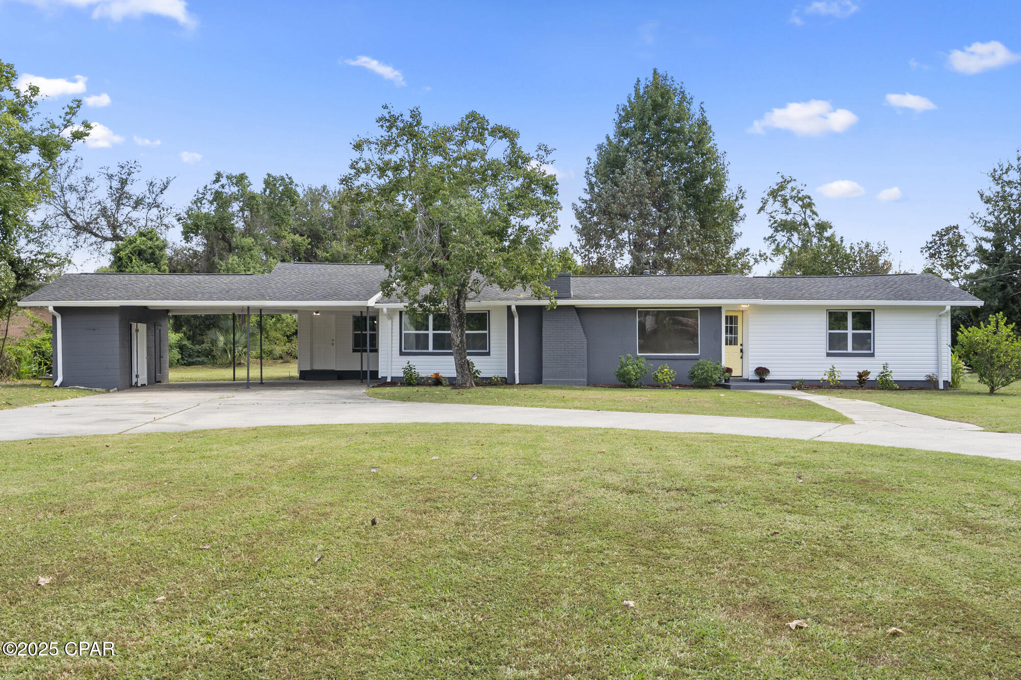 Homes for sale in Panama City, FL | 5136 Lake Dr, Panama City, FL 32404 | MLS# 780301