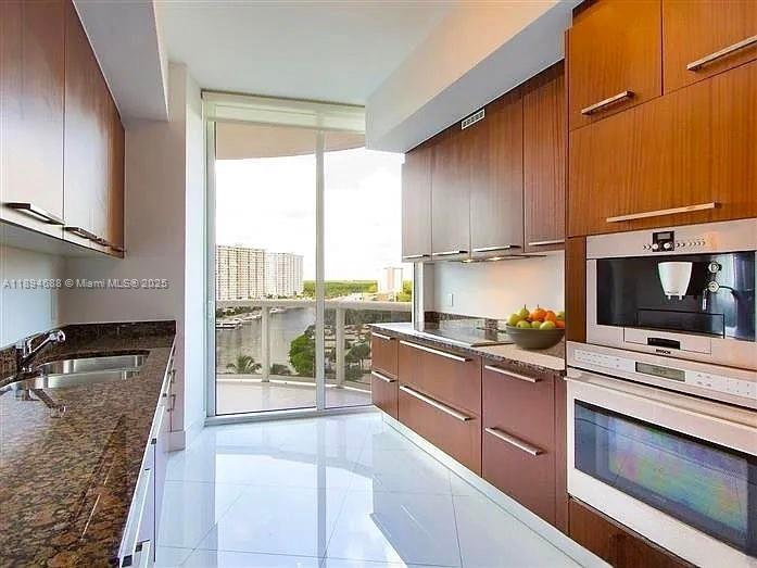 Condo for Rent in Sunny Isles Beach, FL