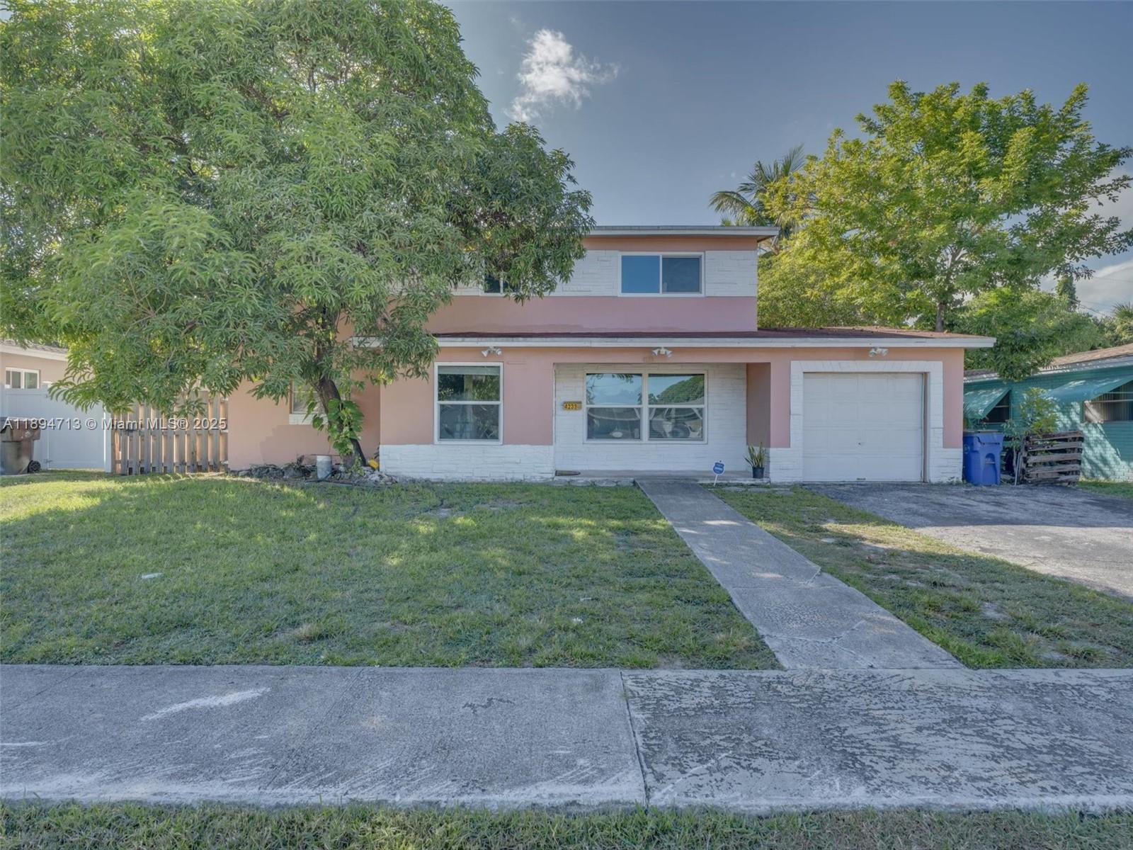 4233 38th Ave, Lauderdale Lakes, Florida 33309