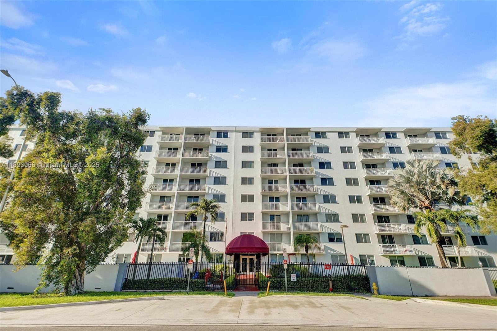 Harbour Pointe Of Miami C