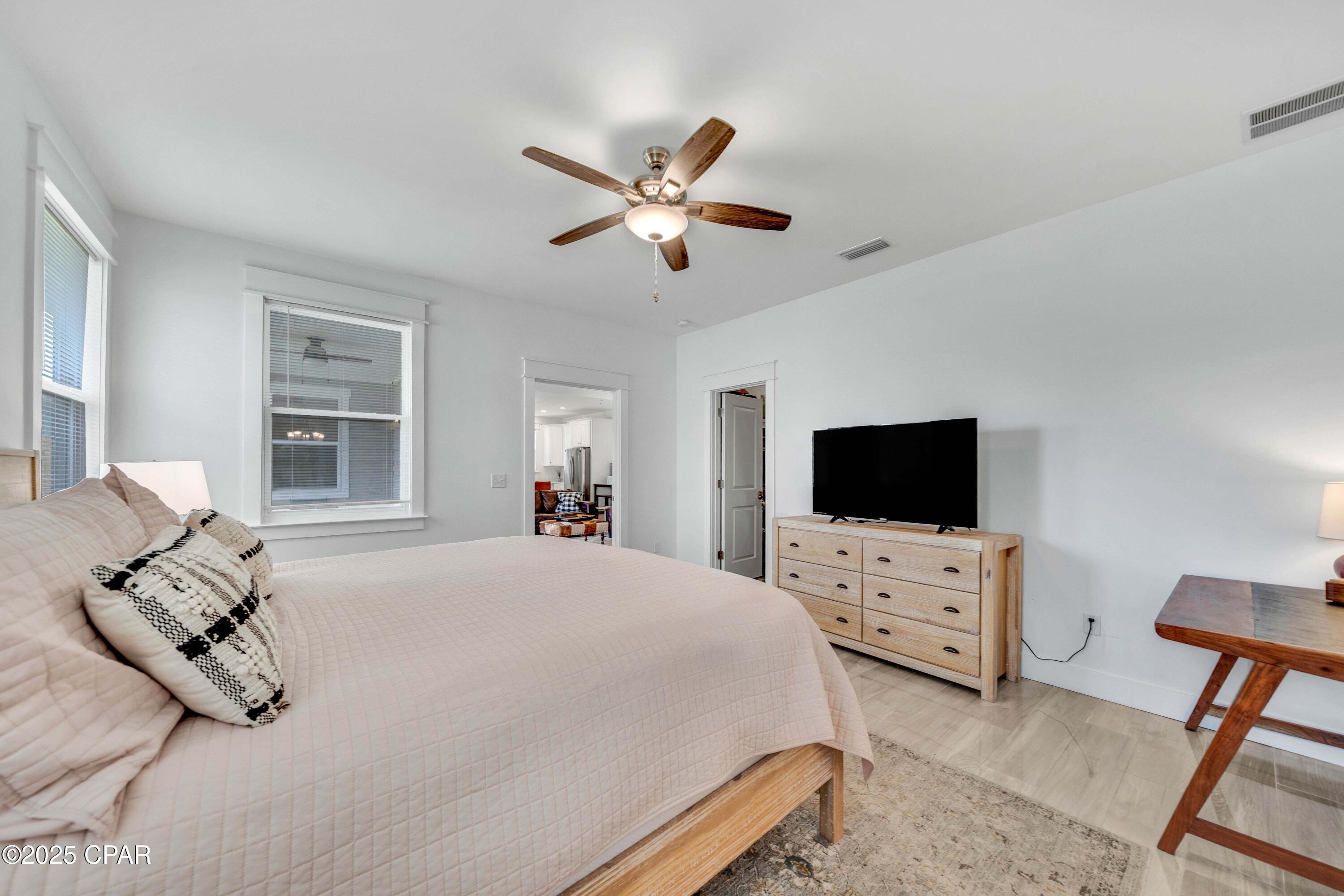 Image 24 For 3808 Biltmore Drive