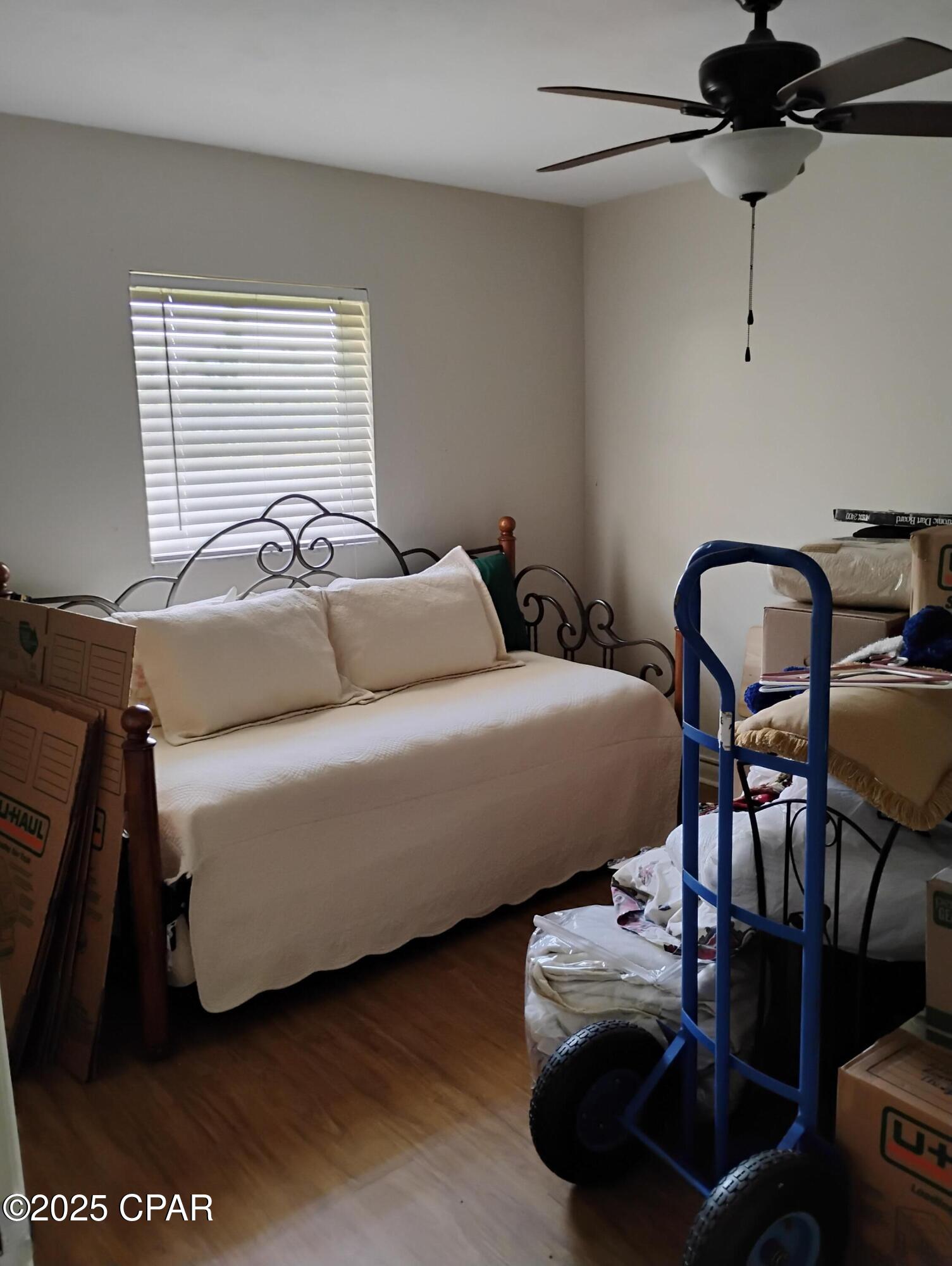 Image 18 For 2056 Sunny Hills Boulevard