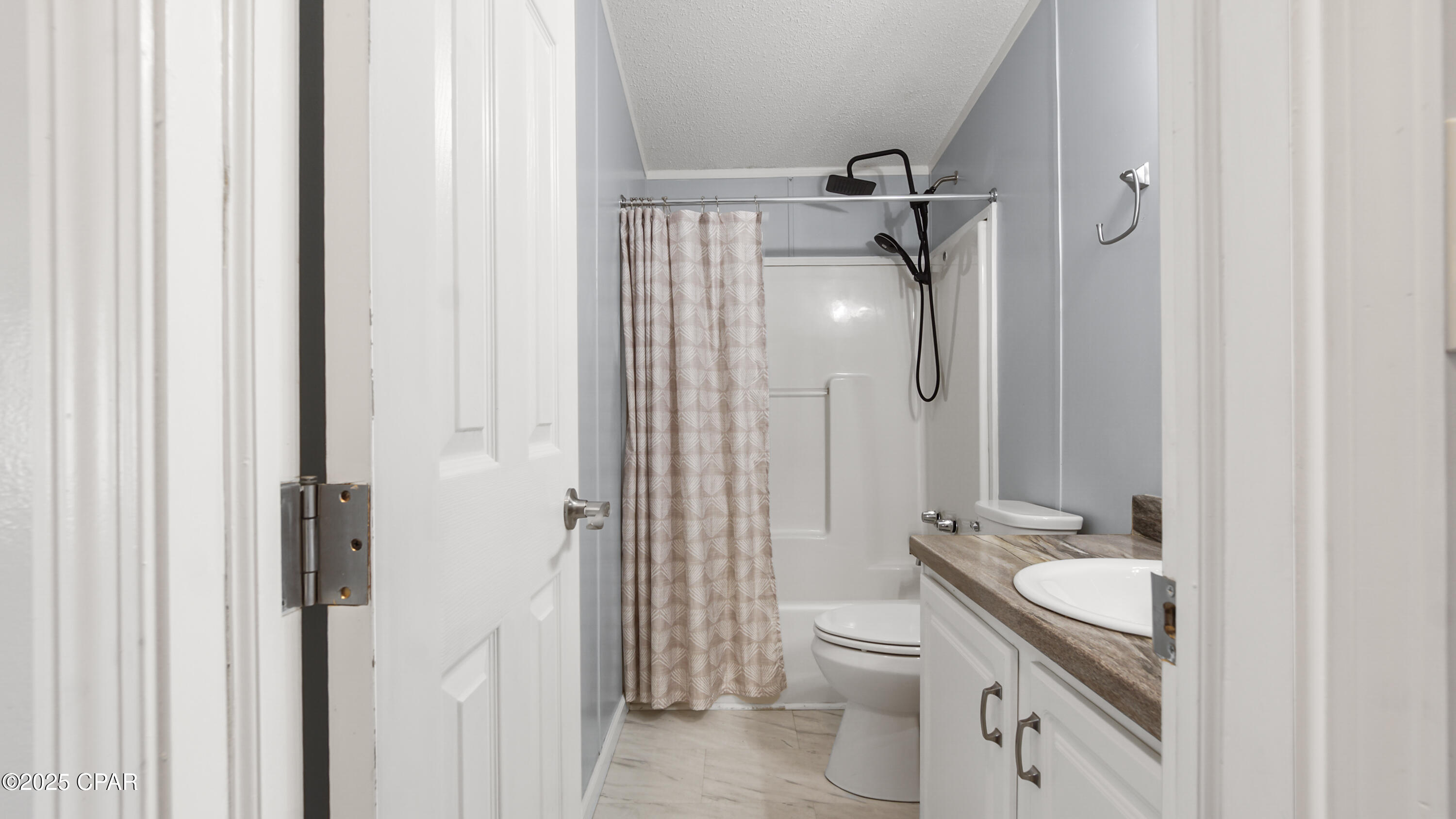 Image 25 For 12808 Clear Creek Road