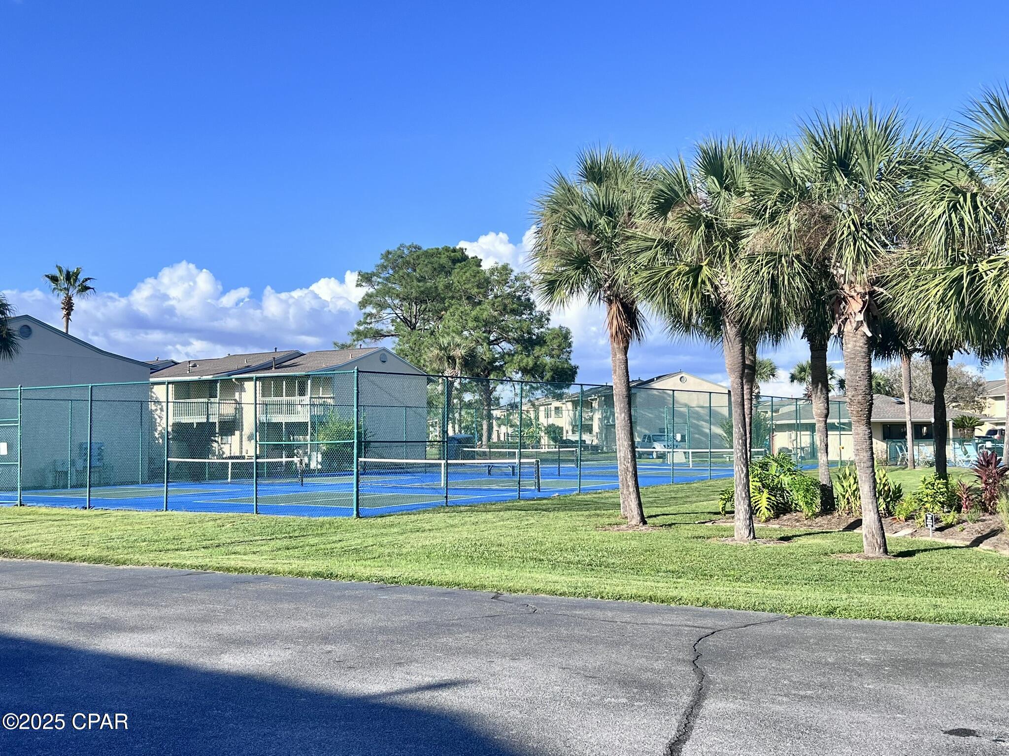 Image 111 For 106 Robin Lane