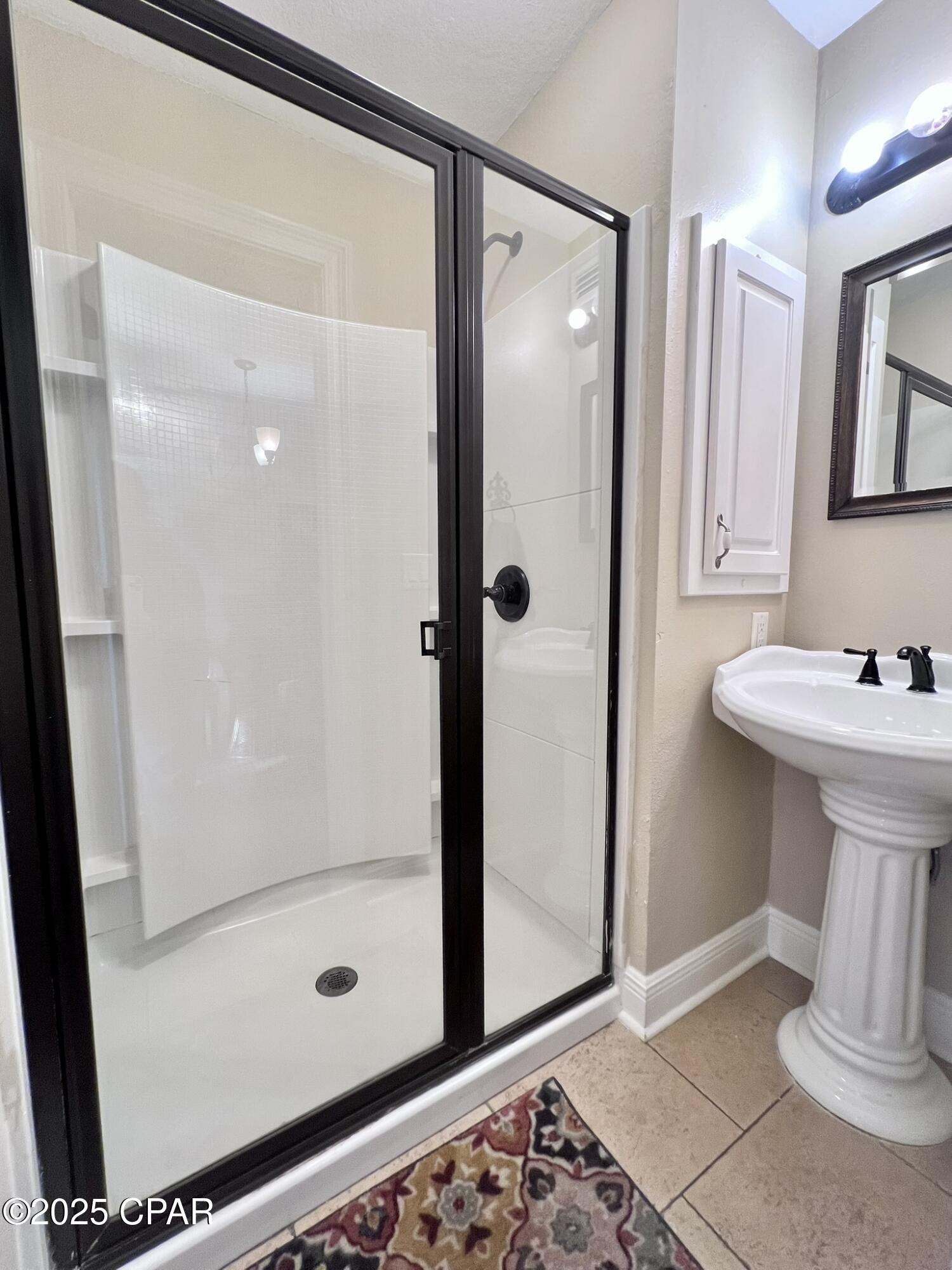 Image 19 For 106 Robin Lane