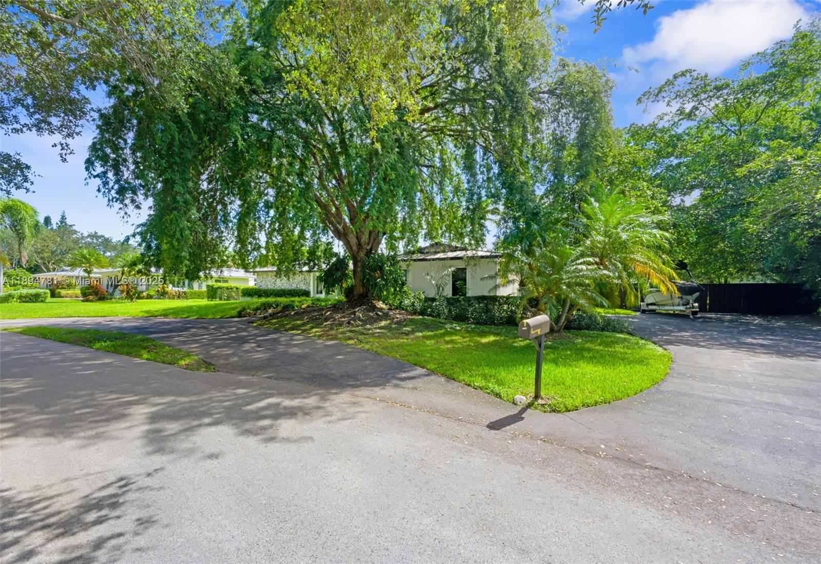 Homes for sale in Palmetto Bay, FL | 8330 Sw 171st St, Palmetto Bay, FL 33157 | MLS# A11894781