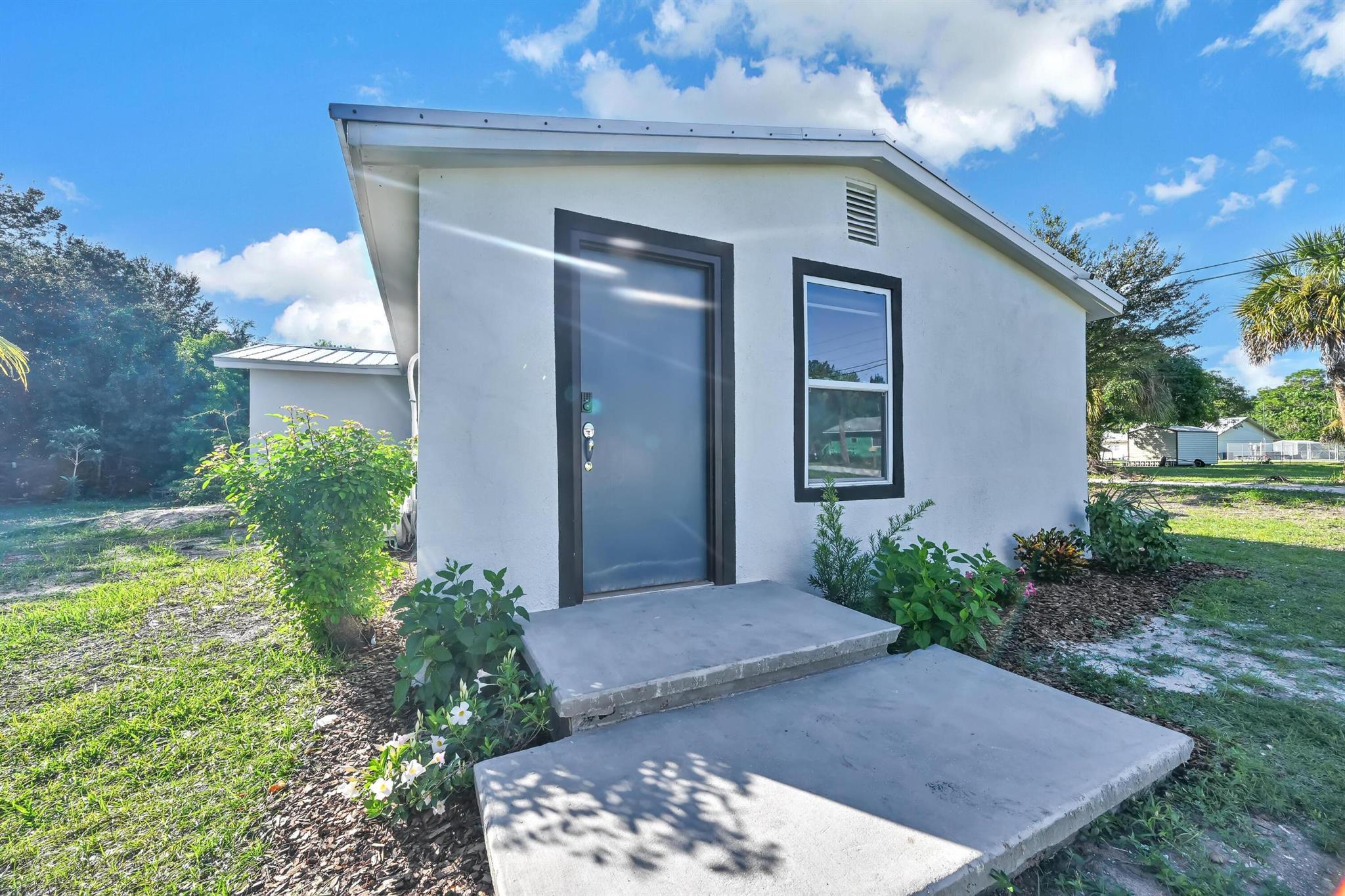 Citrus Hidwy/whitflds