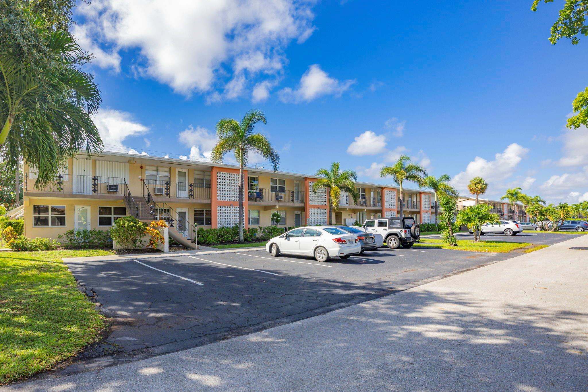 Homes for sale in Fort Lauderdale, FL | 2160 Ne 56th Ct #102, Fort Lauderdale, FL 33308 | MLS# F10530289