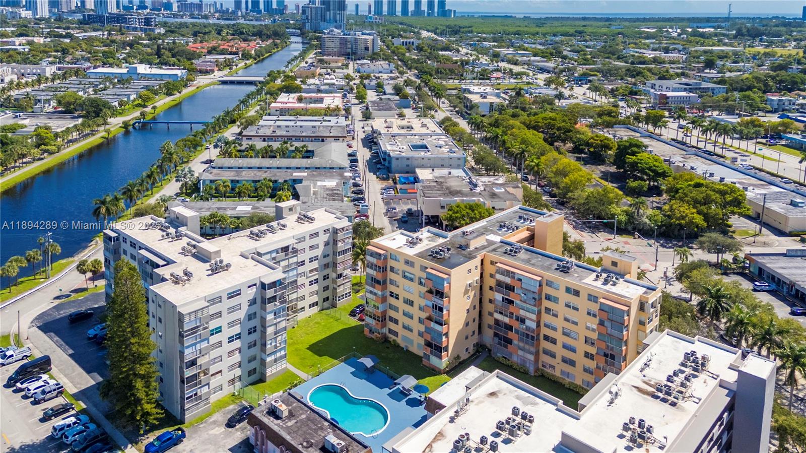 Homes for sale in North Miami Beach, FL | 16400 Ne 17th Ave #601, North Miami Beach, FL 33162 | MLS# A11894289