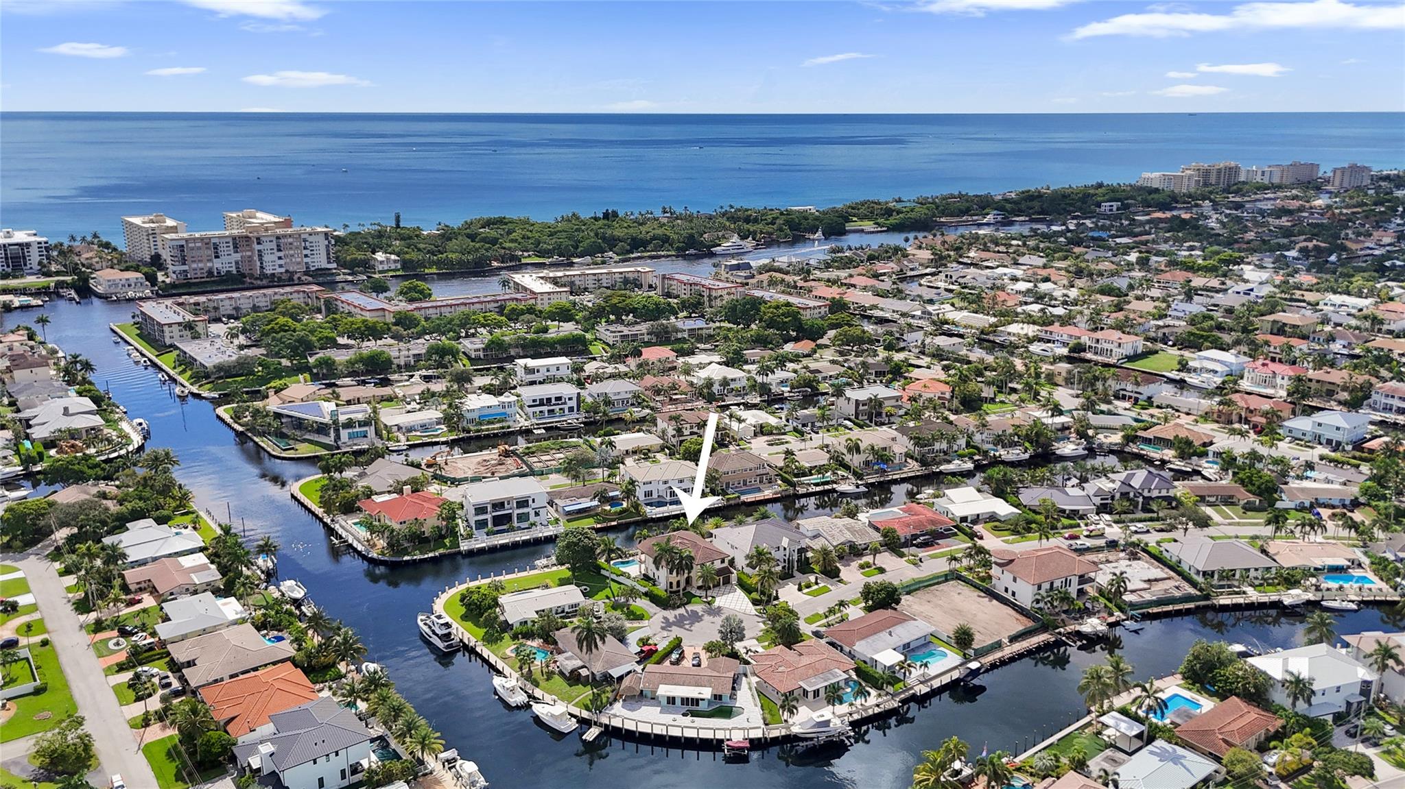 Homes for sale in Lighthouse Point, FL | 4930 Ne 27Th Ter, Lighthouse Point, FL 33064 | MLS# F10530560