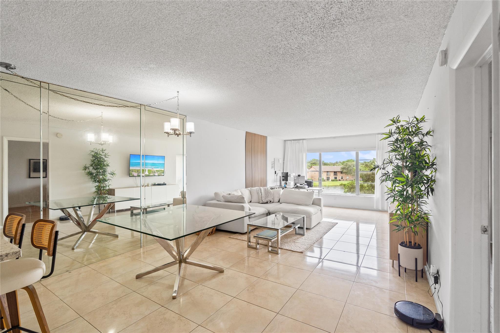 Homes for sale in Sunrise, FL | 3955 N Nob Hill Rd #307, Sunrise, FL 33351 | MLS# F10531414