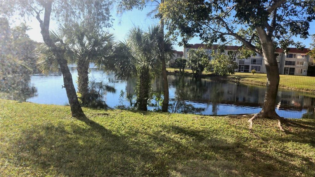 Homes for sale in Fort Lauderdale, FL | 3071 Sunrise Lks Dr #112, Fort Lauderdale, FL 33322 | MLS# F10531406