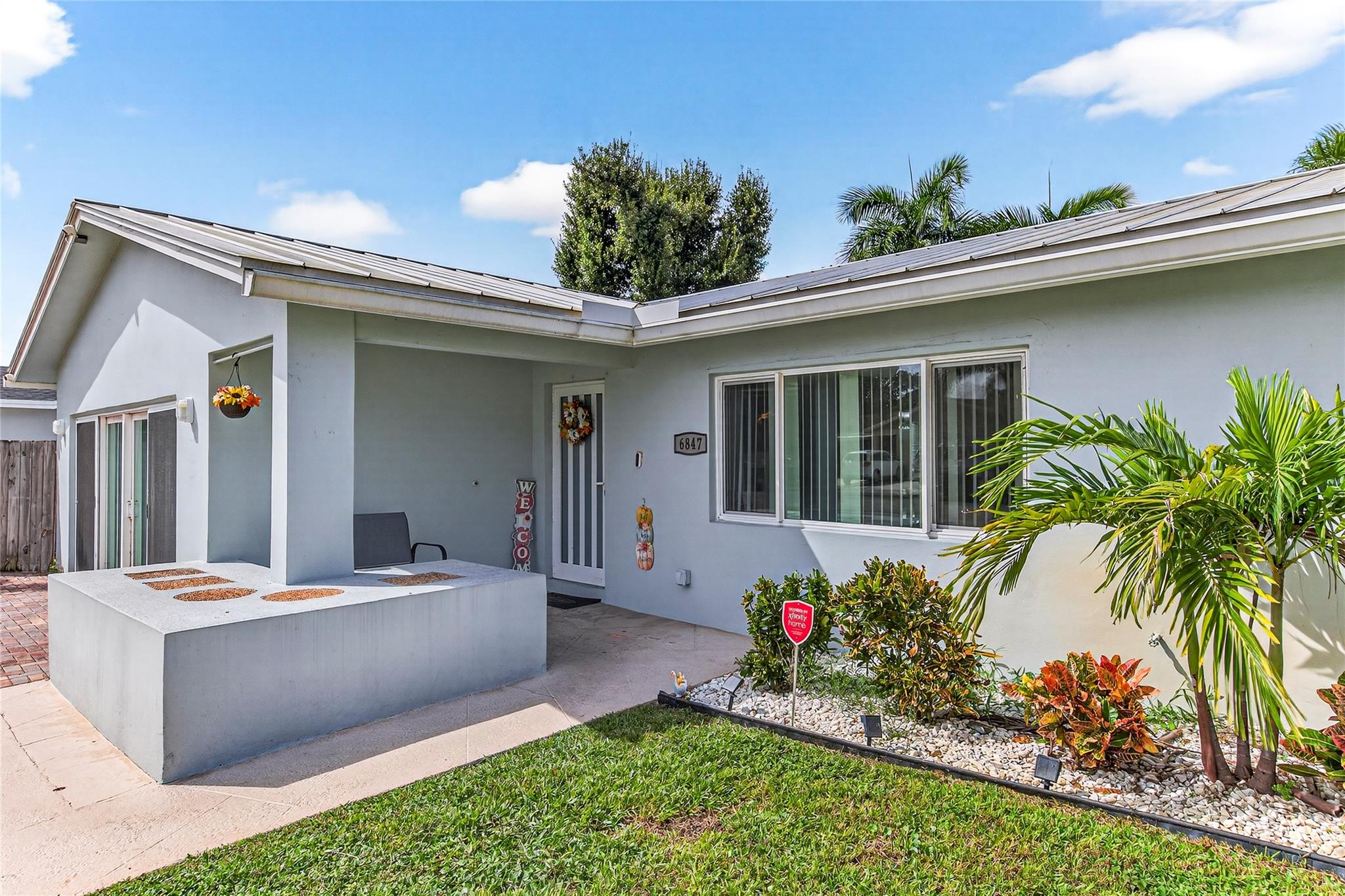 Palm-Aire Village Section