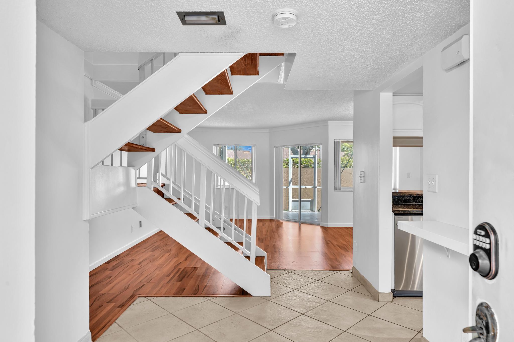 Homes for sale in Plantation, FL | 7903 Nw 7th Ct, Plantation, FL 33324 | MLS# F10529485