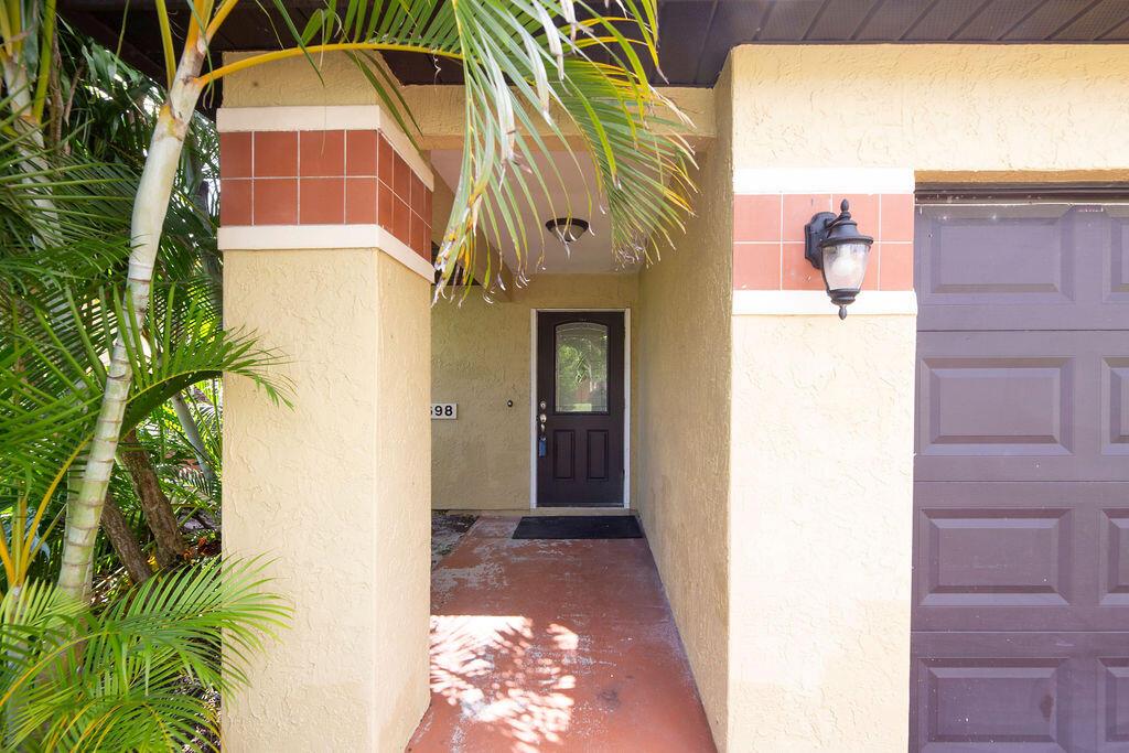 Homes for sale in Port St Lucie, FL | 698 Sw Todd Avenue, Port St Lucie, FL 34983 | MLS# R11131879