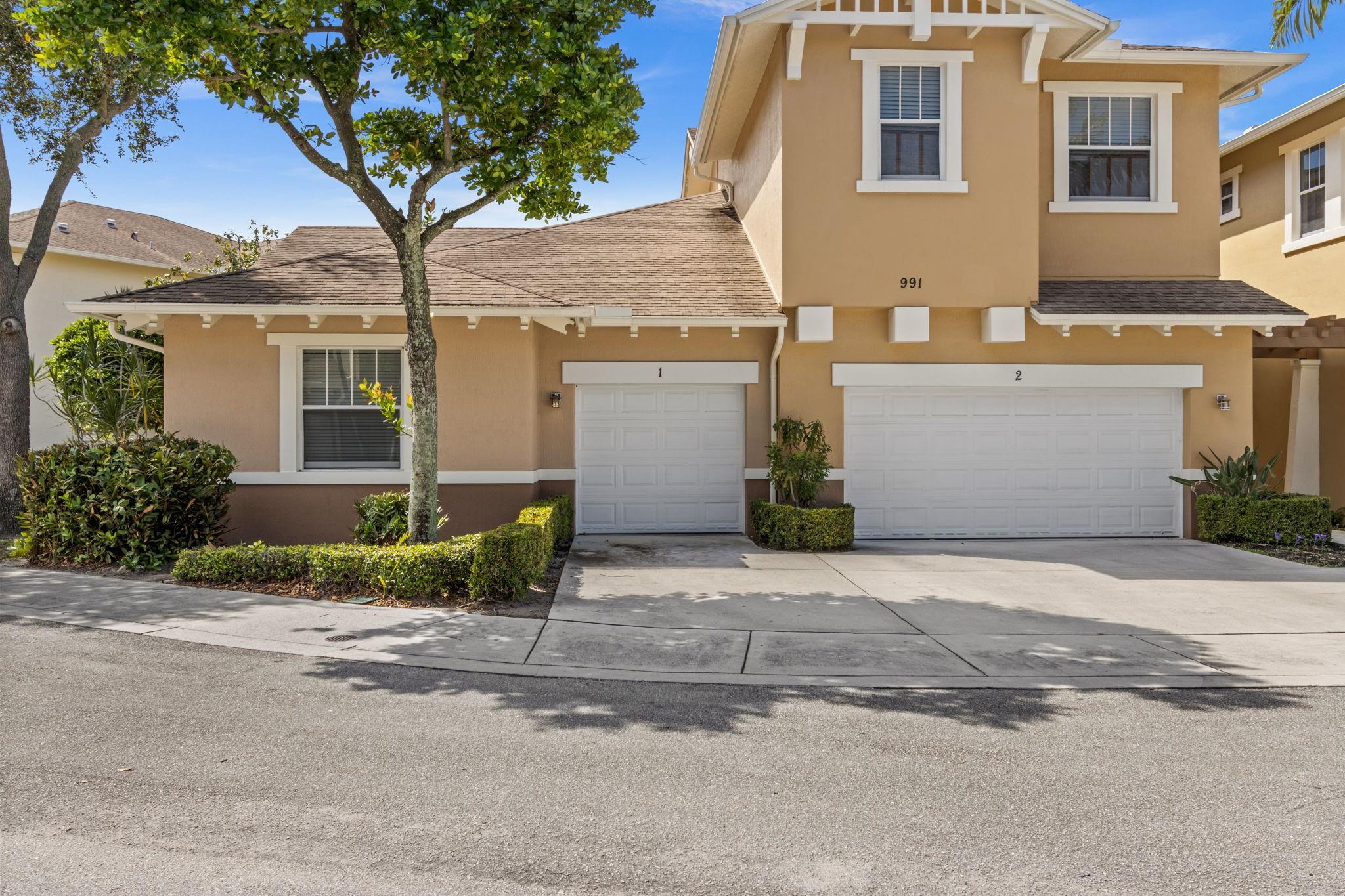 991 Marina Del Ray Ln West Palm Beach FL 33401 | F10531301