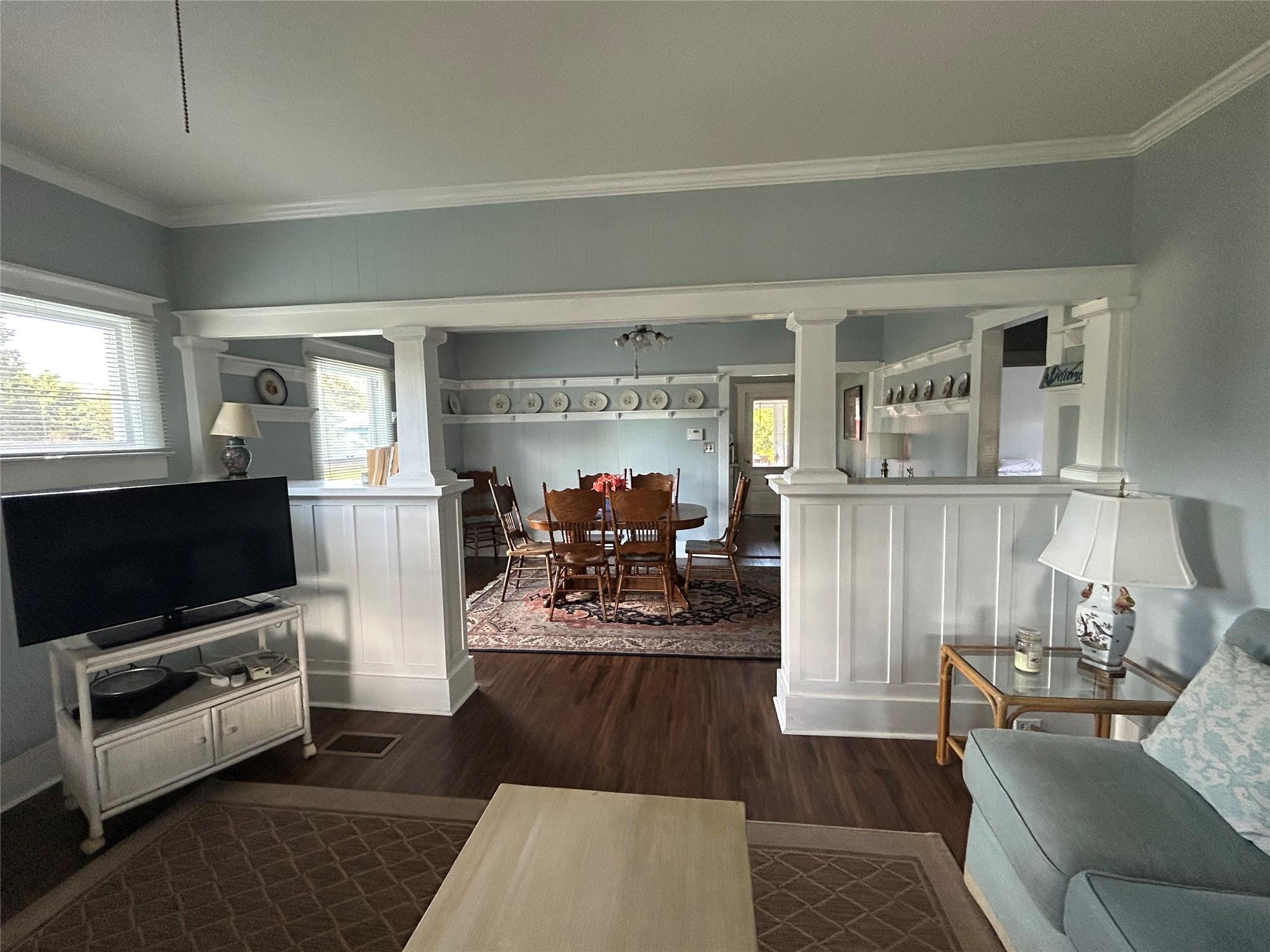 Homes for sale in Moore Haven, FL | 301 Avenue L, Moore Haven, FL 33471 | MLS# F10531410