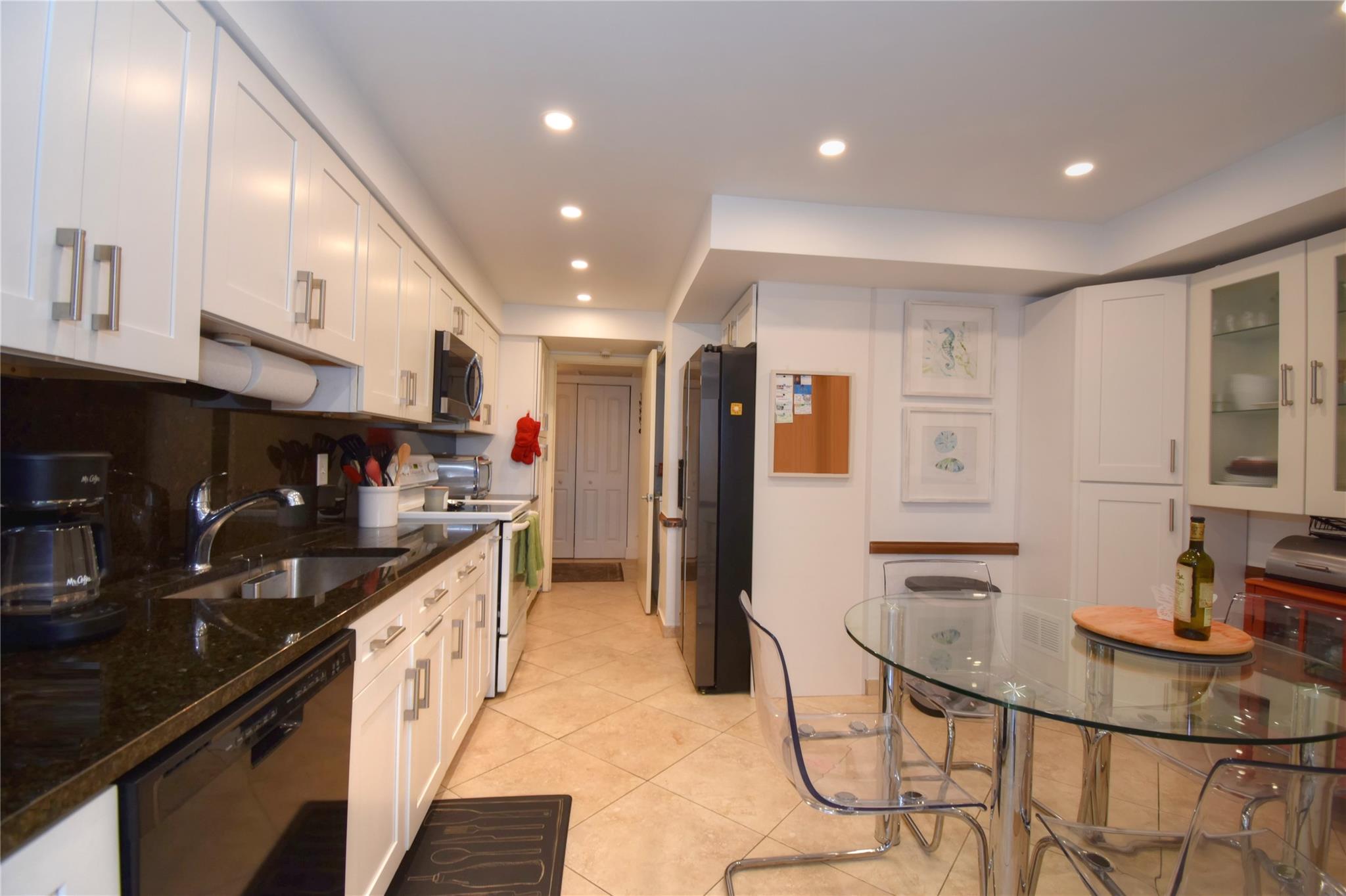 Homes for sale in Lauderdale By The Sea, FL | 5100 Ne Ocean Blvd #516, Lauderdale By The Sea, FL 33308 | MLS# F10530446