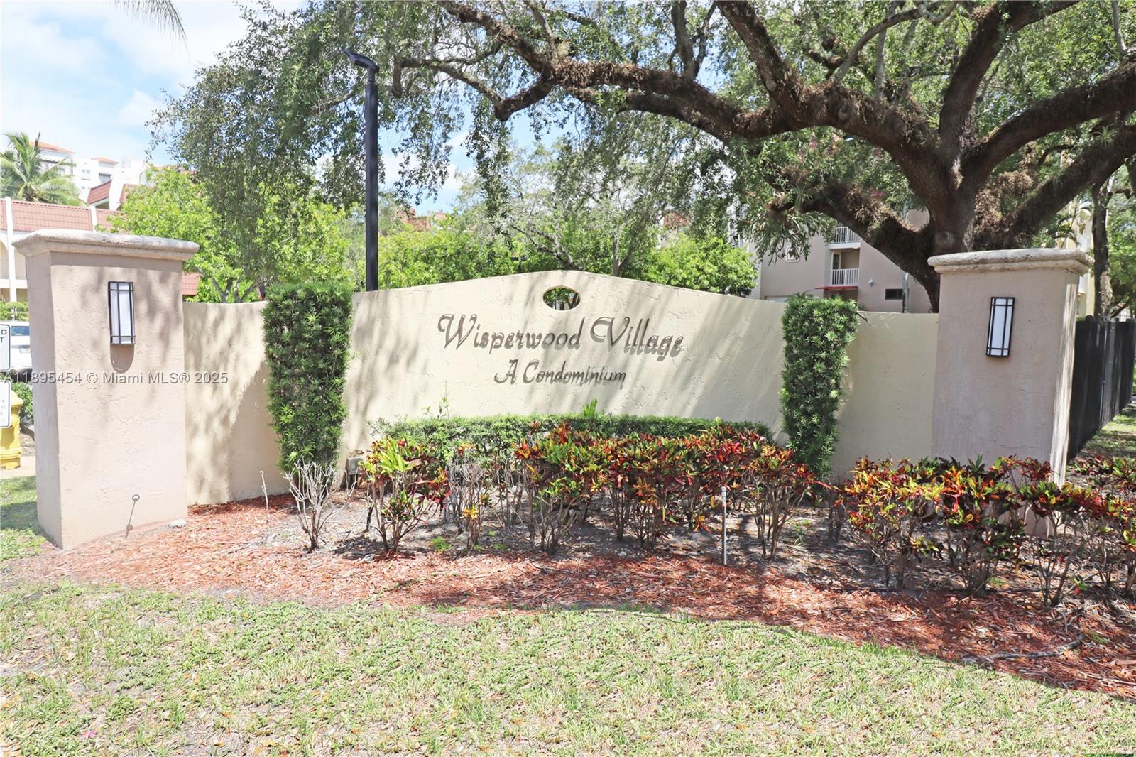 Wisperwood Village Condo