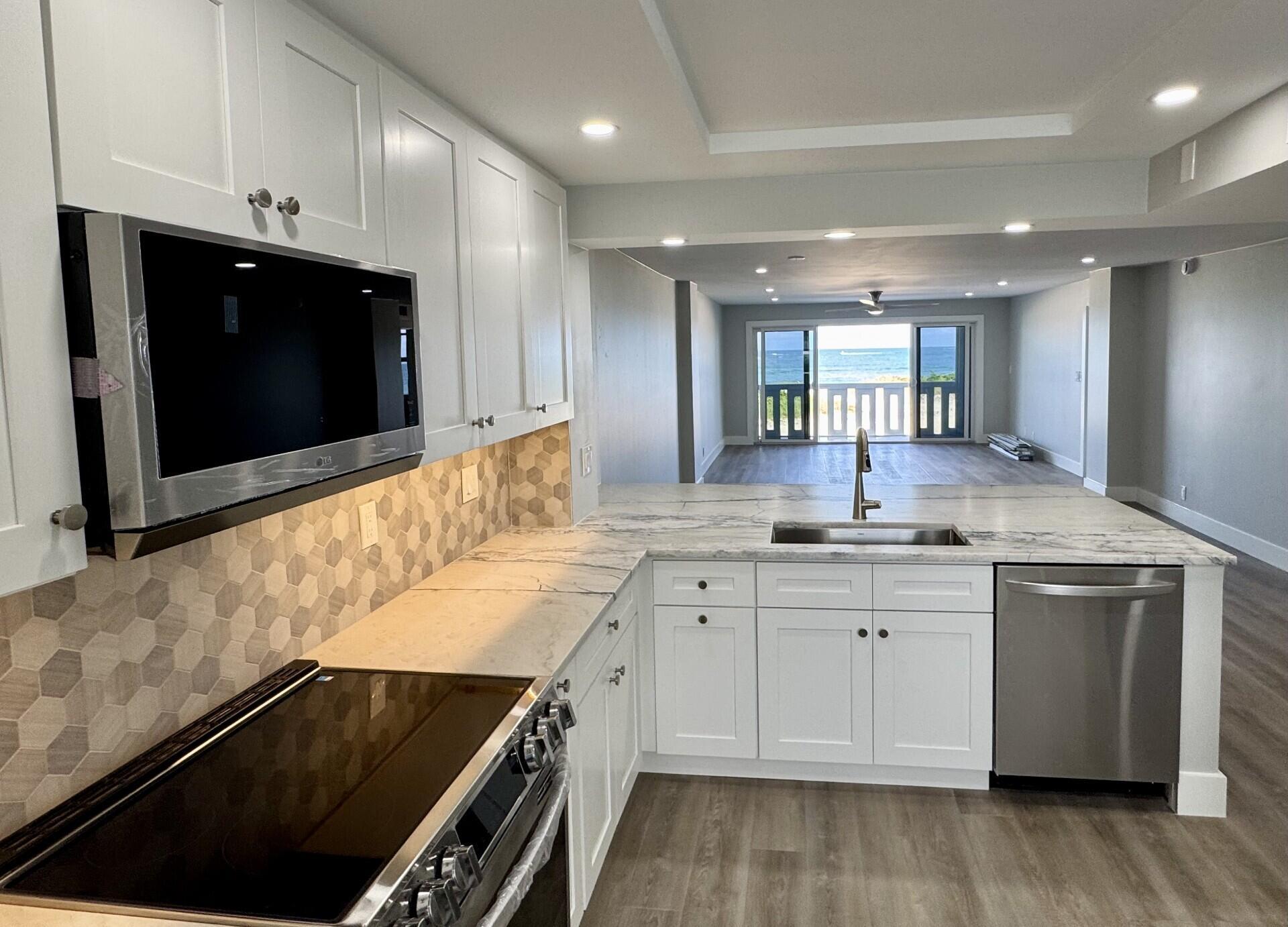 Apartamento à Venda em Pompano Beach, FL