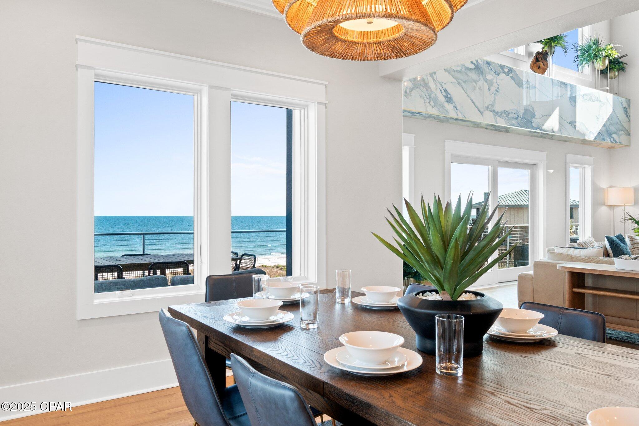 Listing photo id 11 for 1570 Gulf Beach Drive