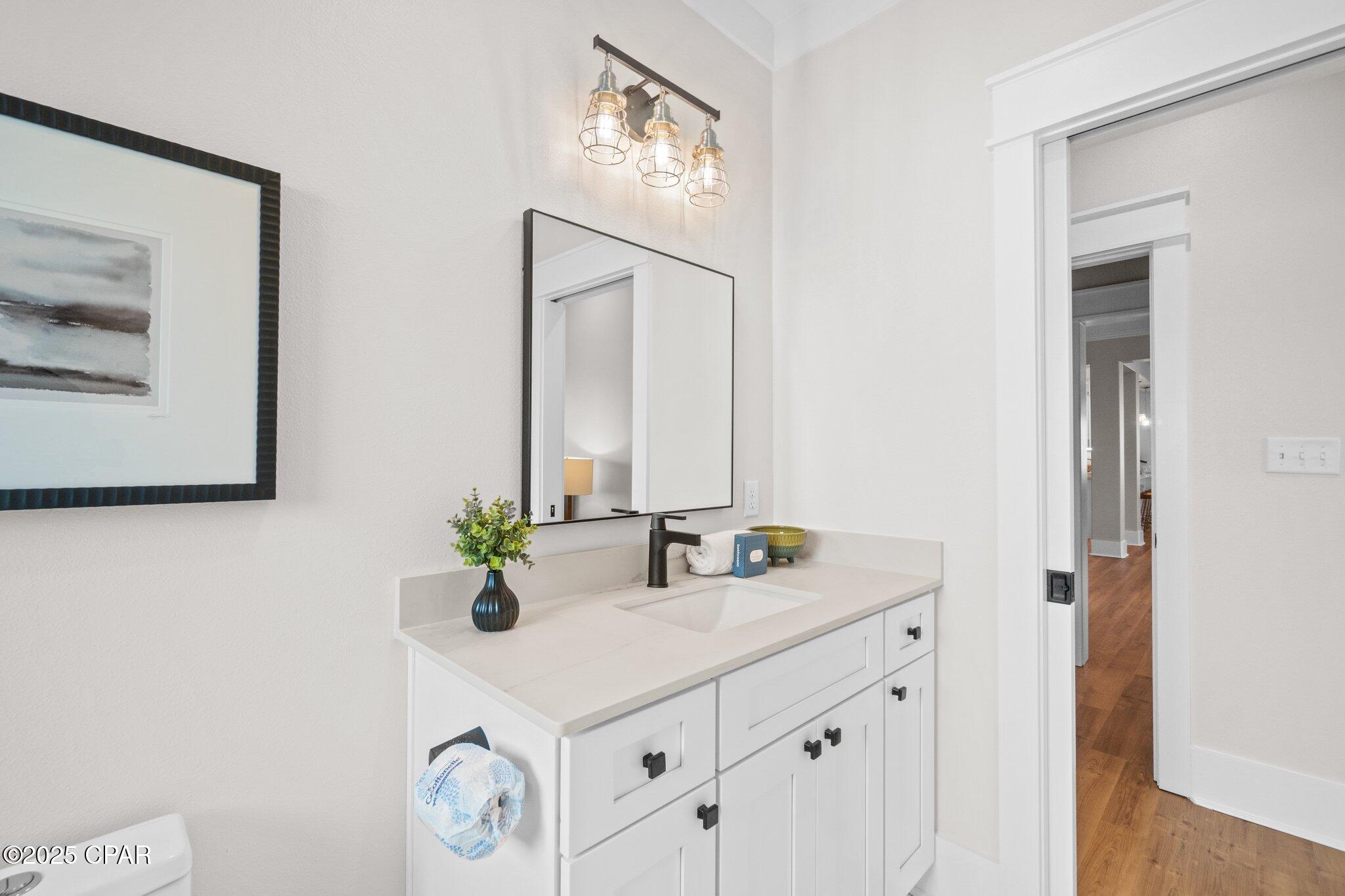 Listing photo id 17 for 1570 Gulf Beach Drive